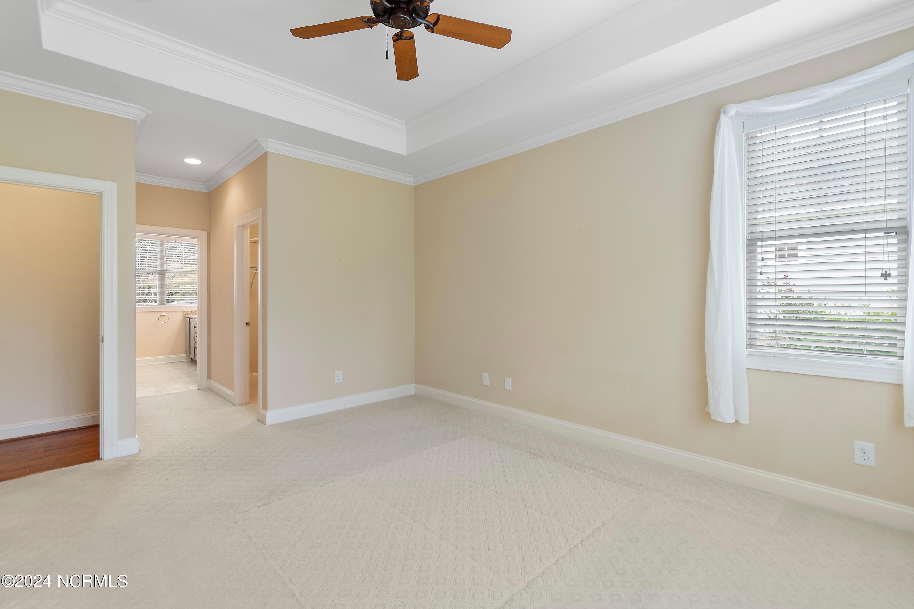 100547754 | Photo 13