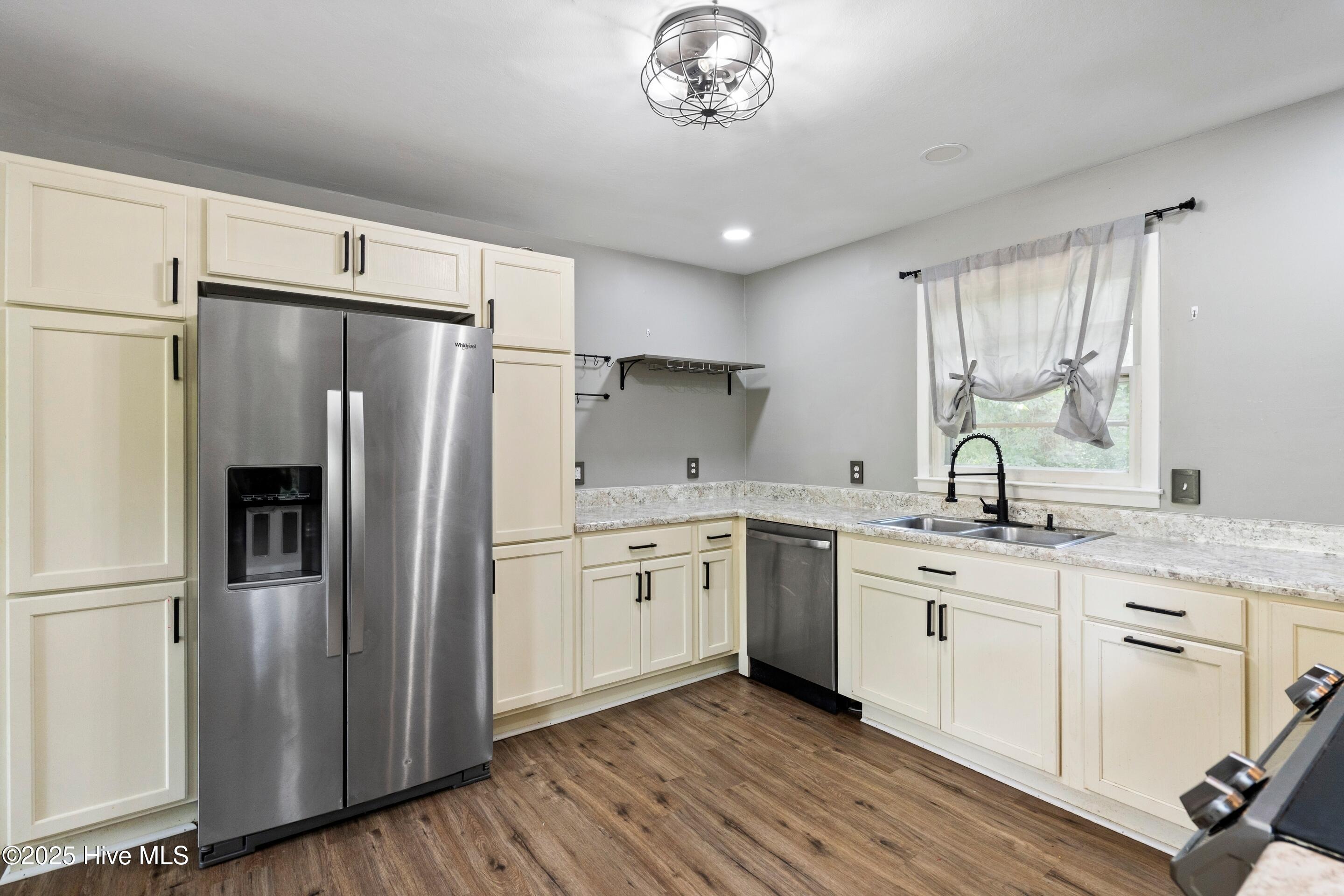 148 Jupiter Trail, Jacksonville, NC 28546 – photo 14: mls-DSC01184