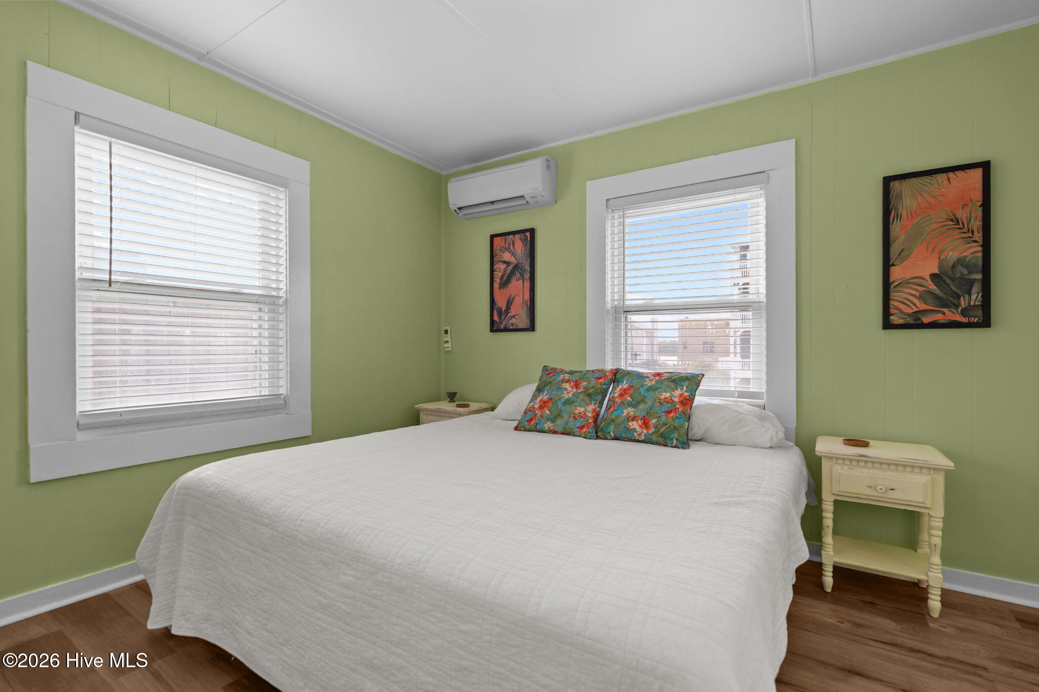 100552359 | Photo 20