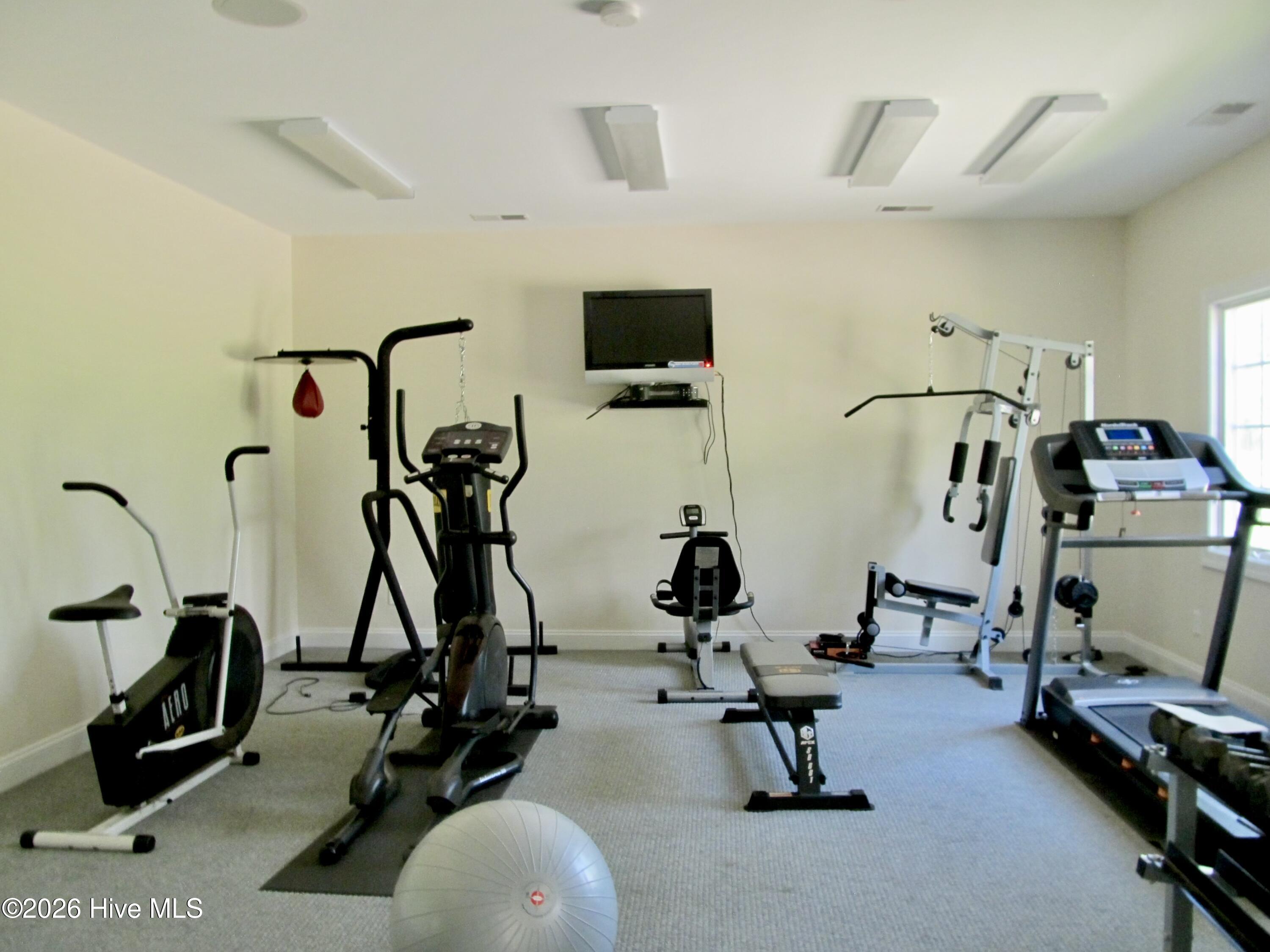 CLUBHOUSE GYM