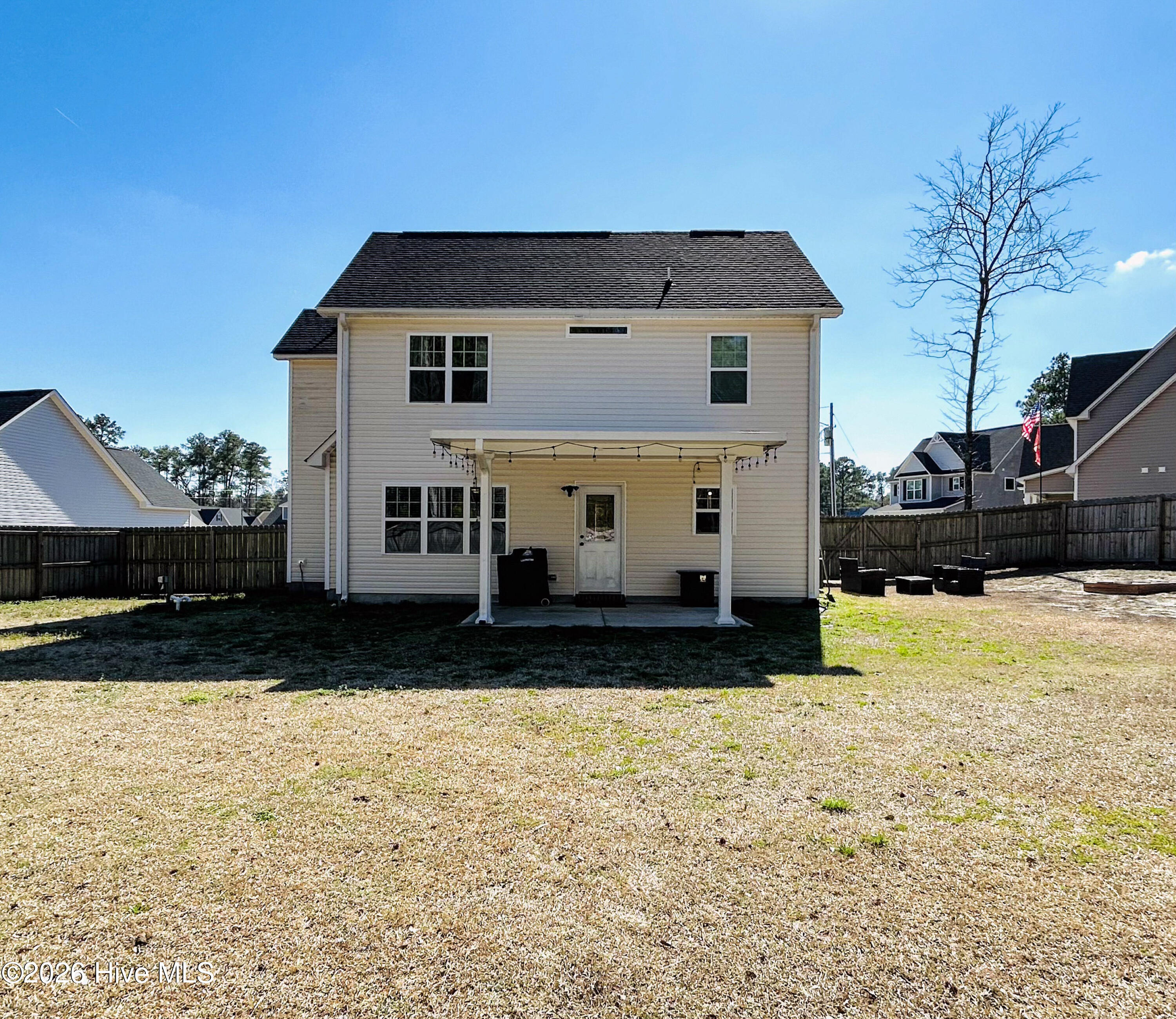 100557400 | Photo 47