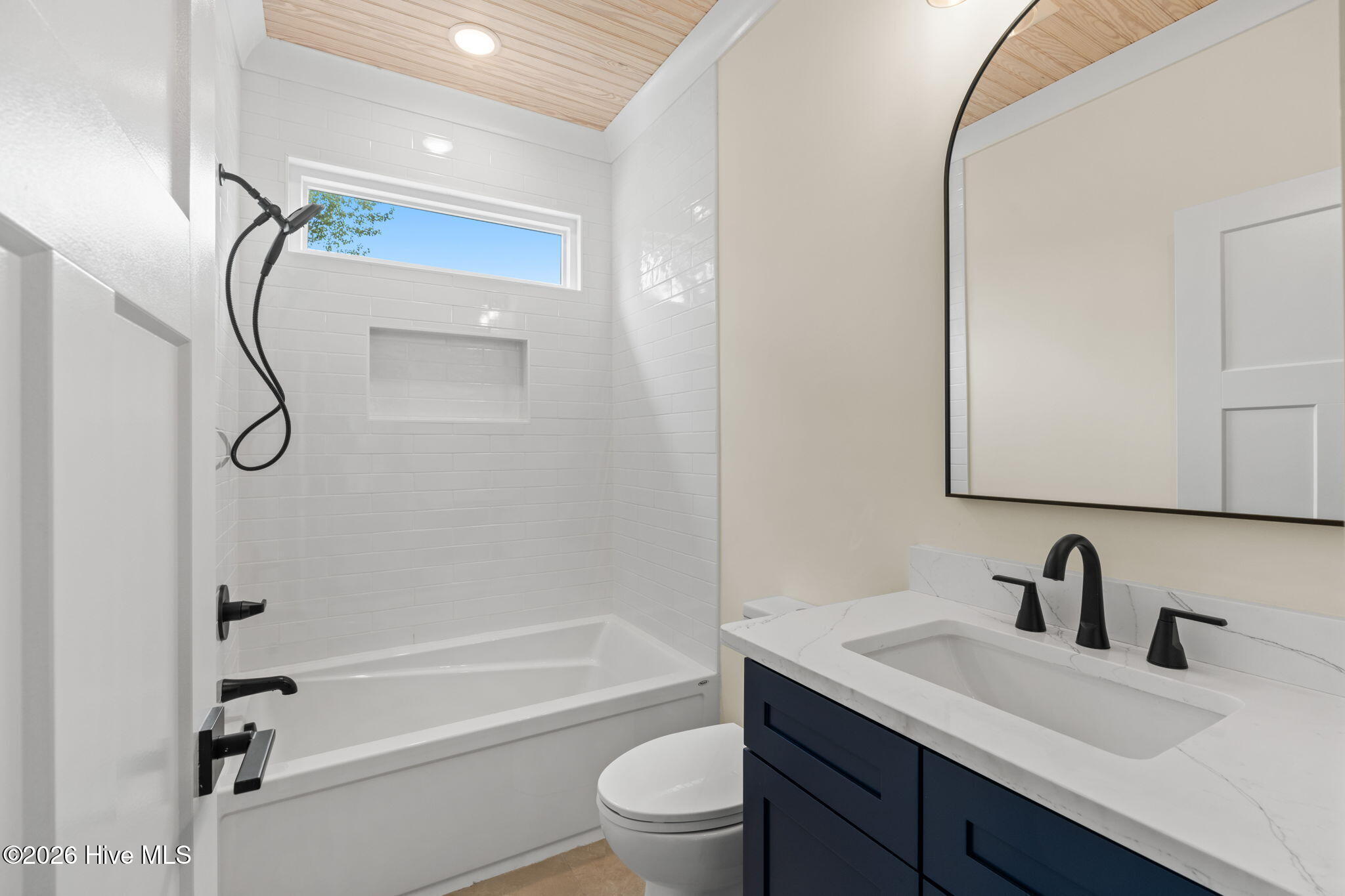 324 NE 52nd Street, Oak Island, NC 28465 – photo 16