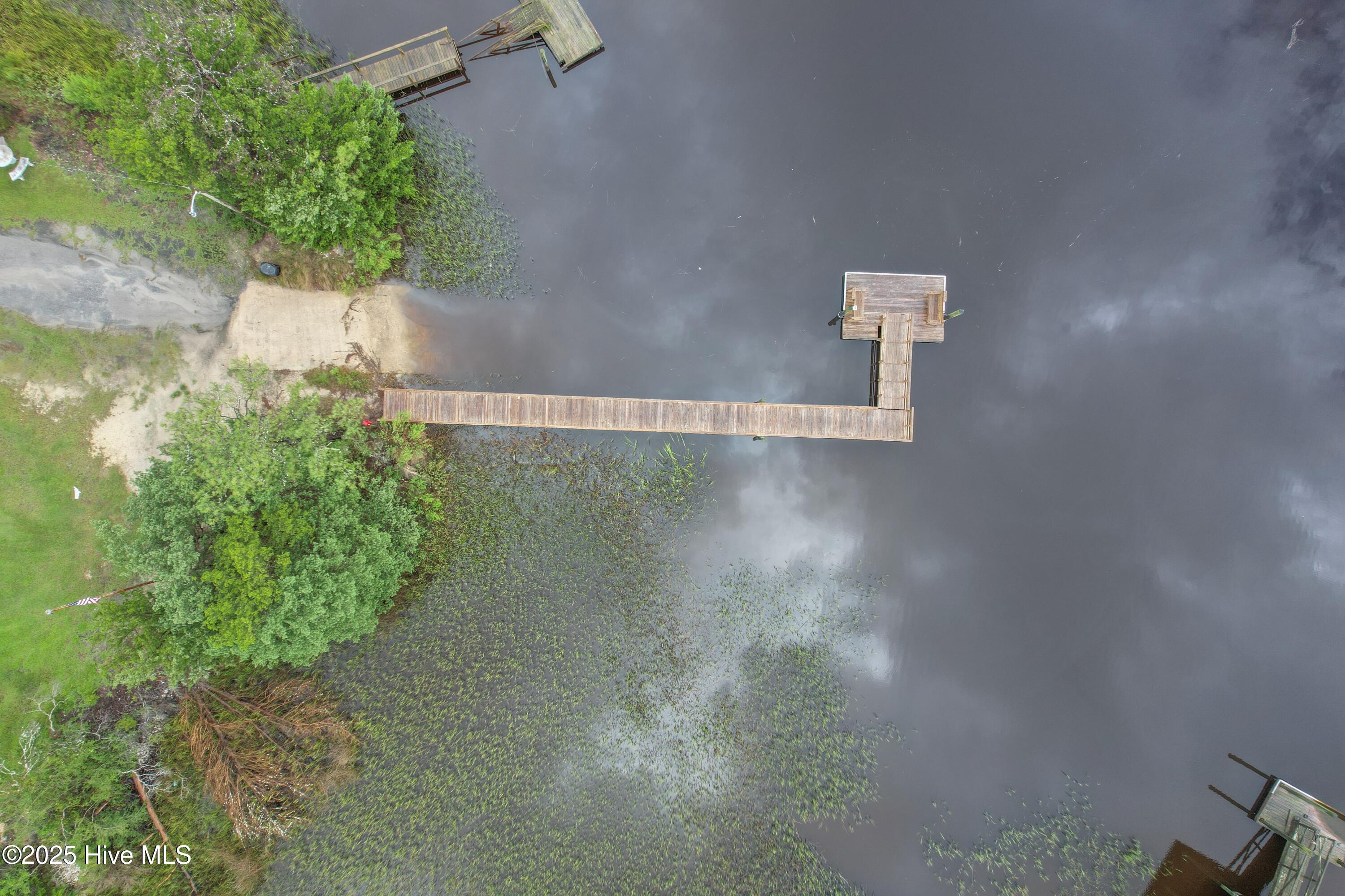 100545993 | Photo 35