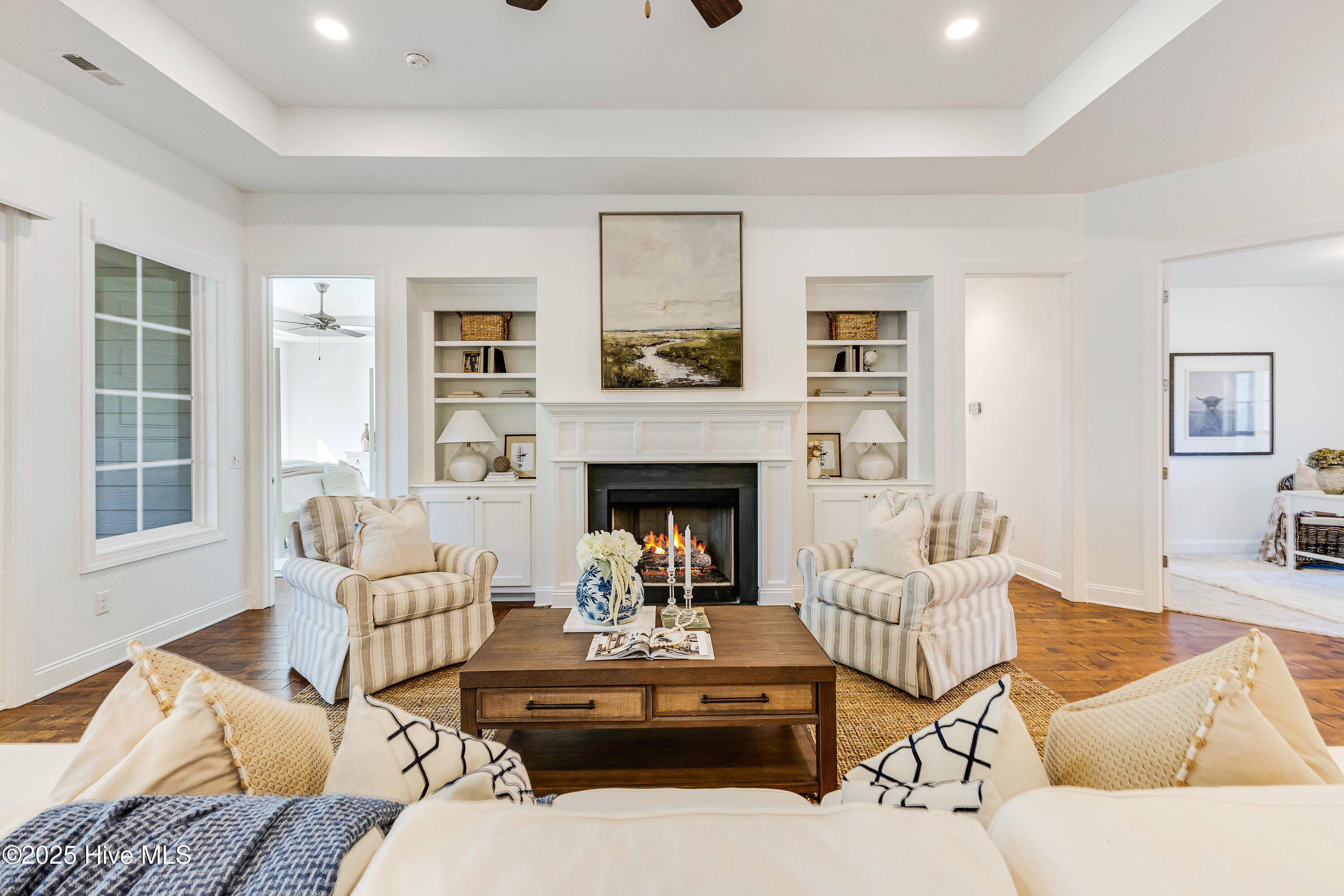 100542174 | Photo 11