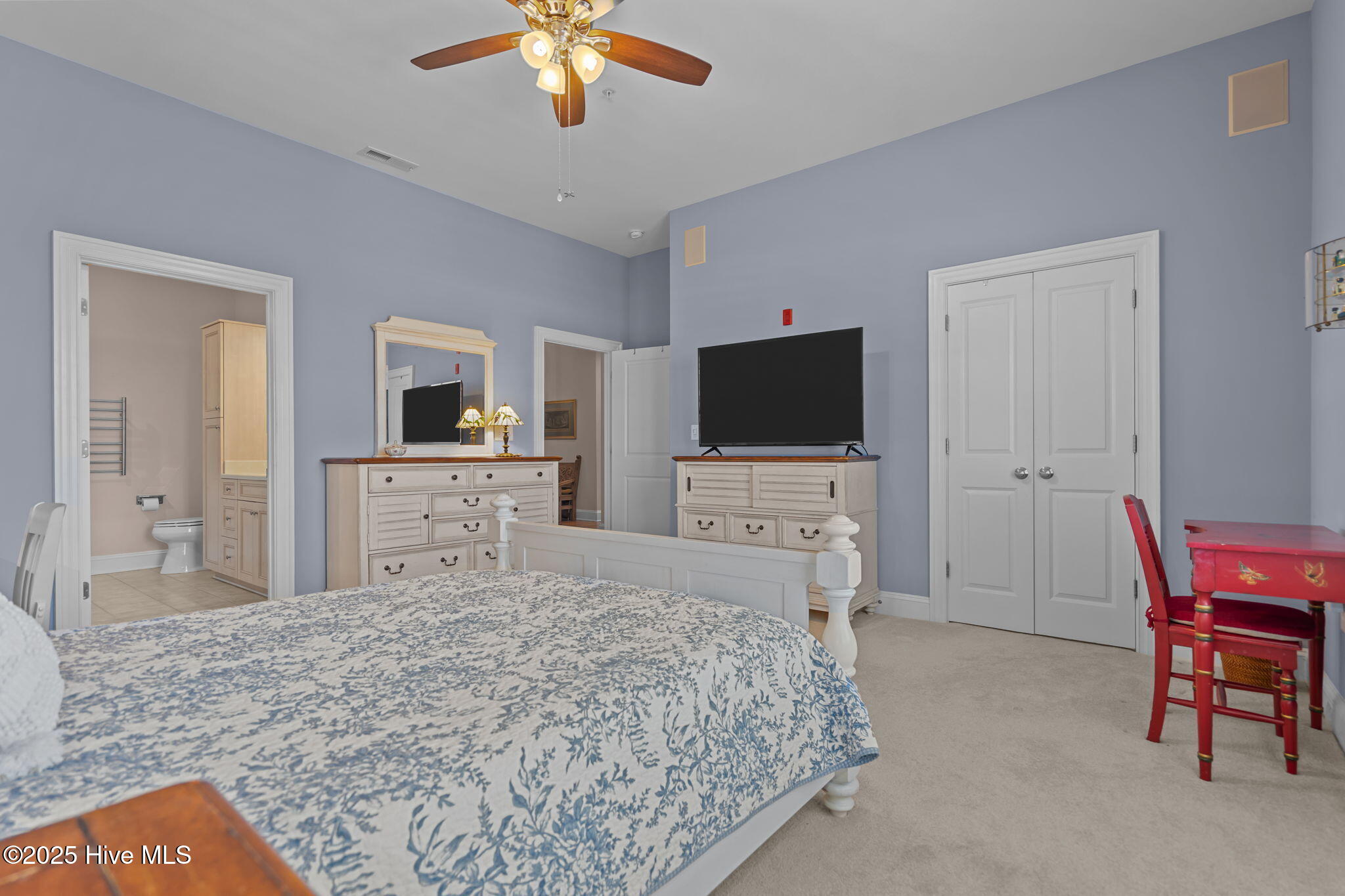 100525076 | Photo 28