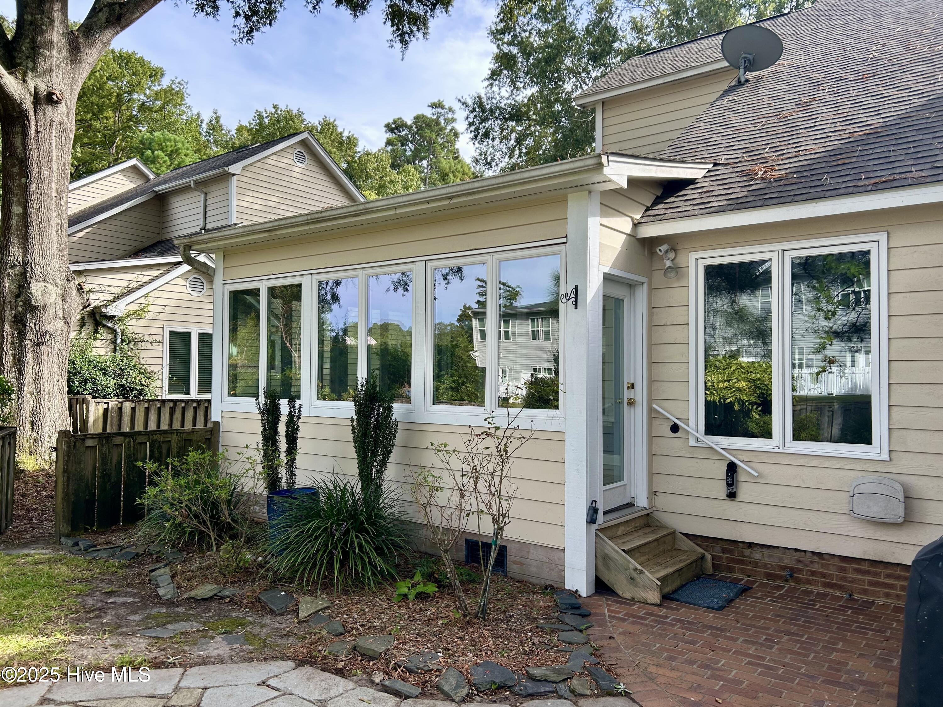 100532166 | Photo 31