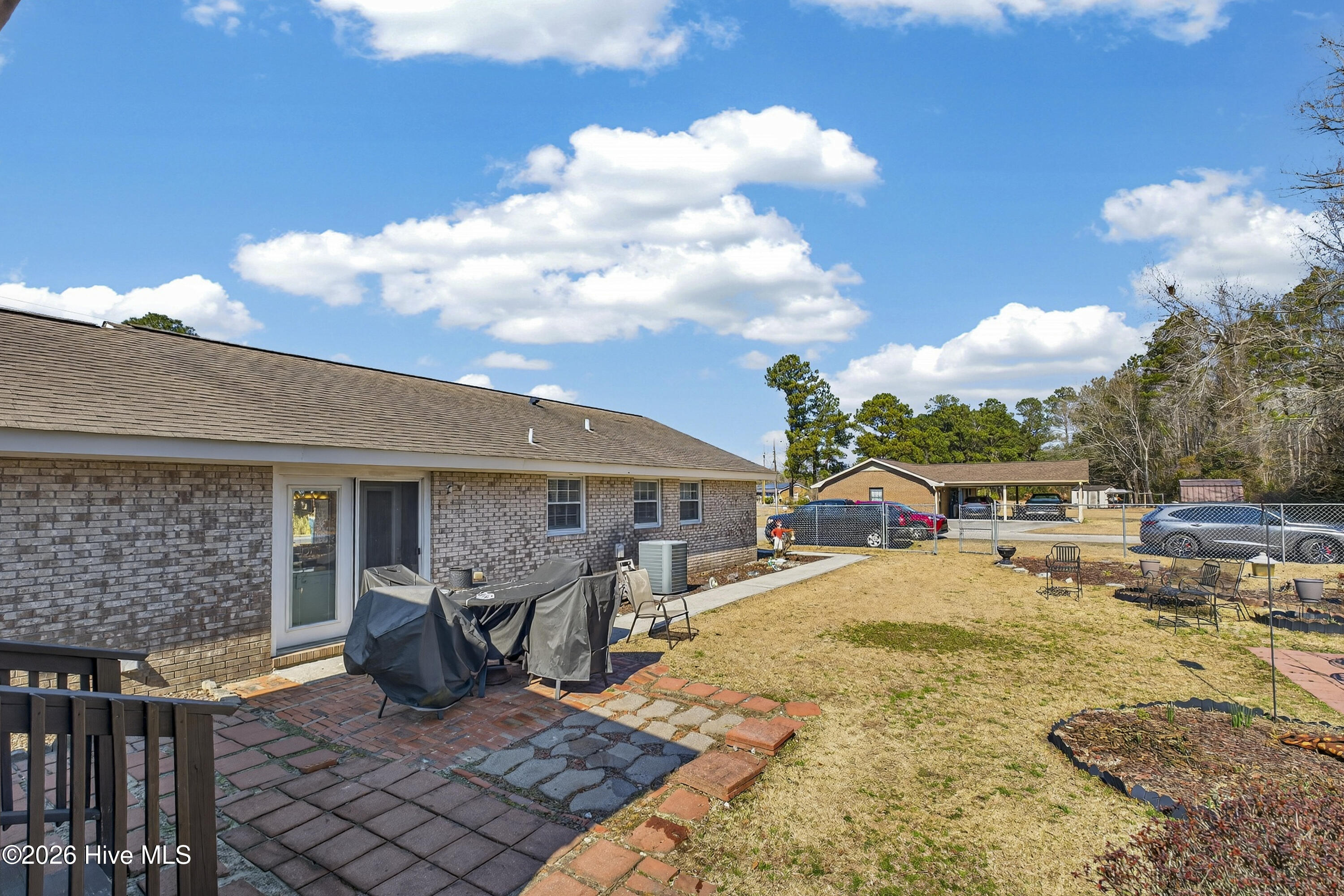 100554150 | Photo 25