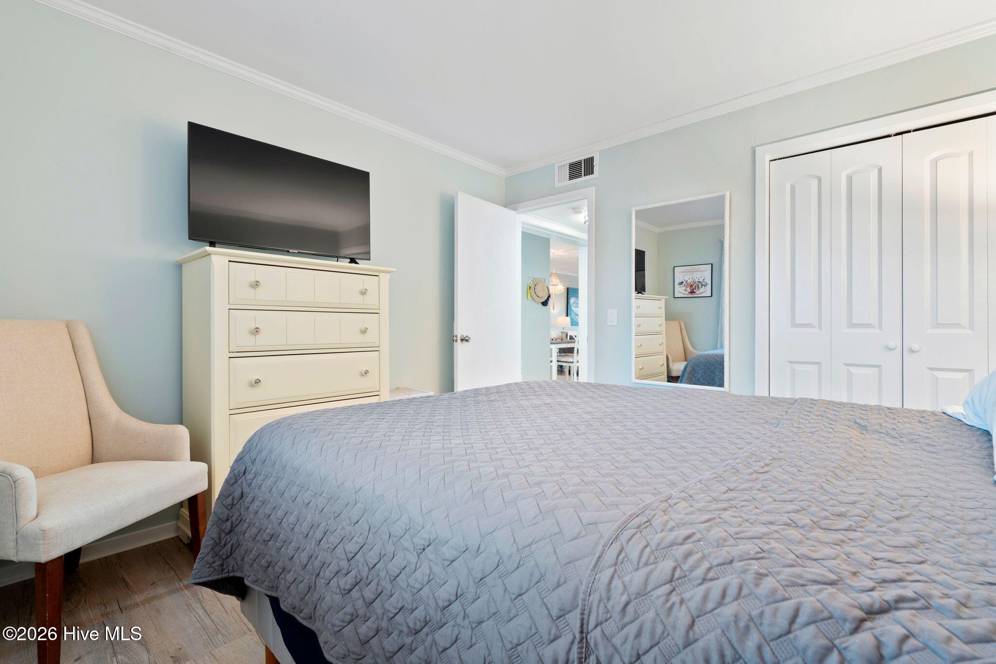 100554597 | Photo 27