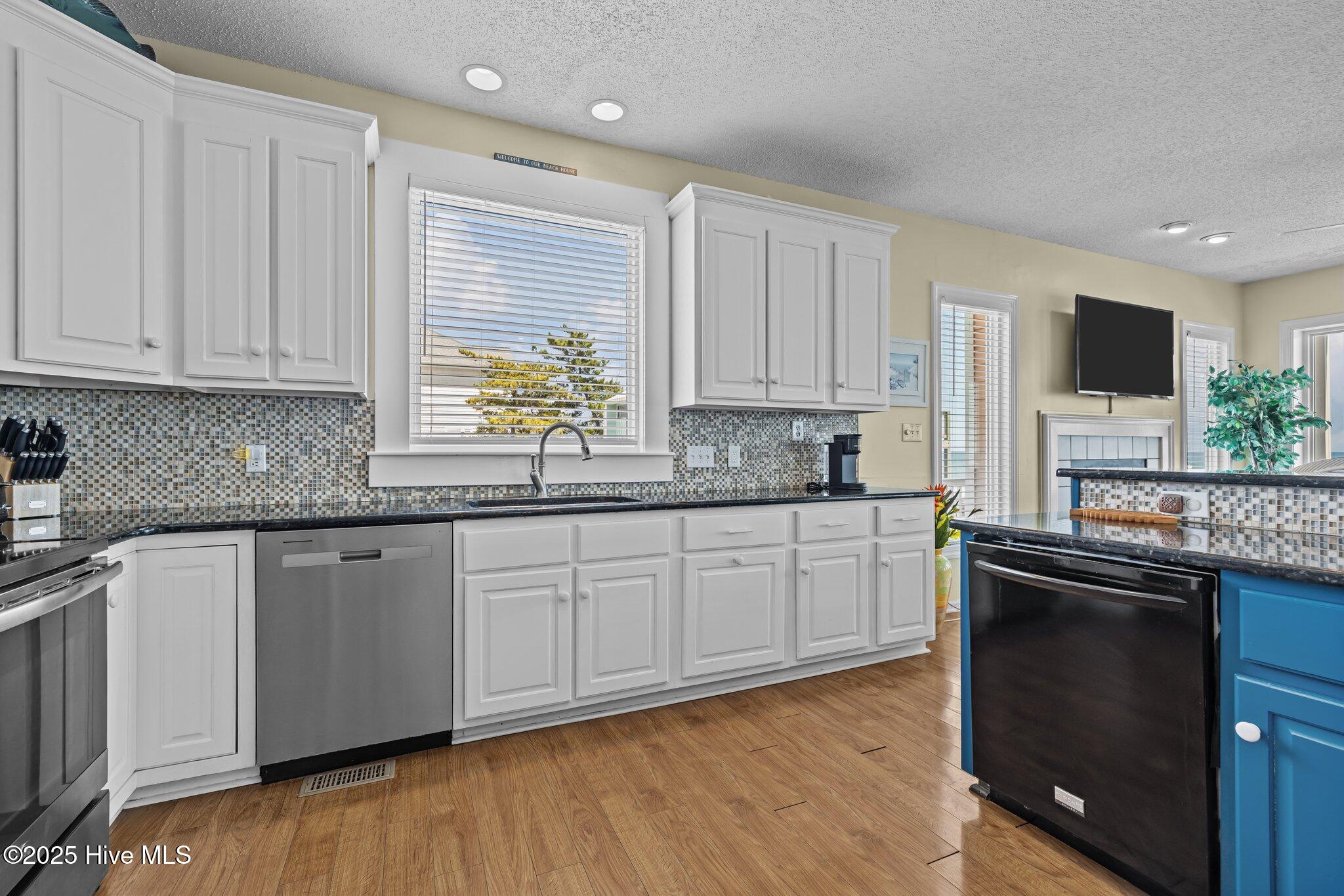 100515431 | Photo 27