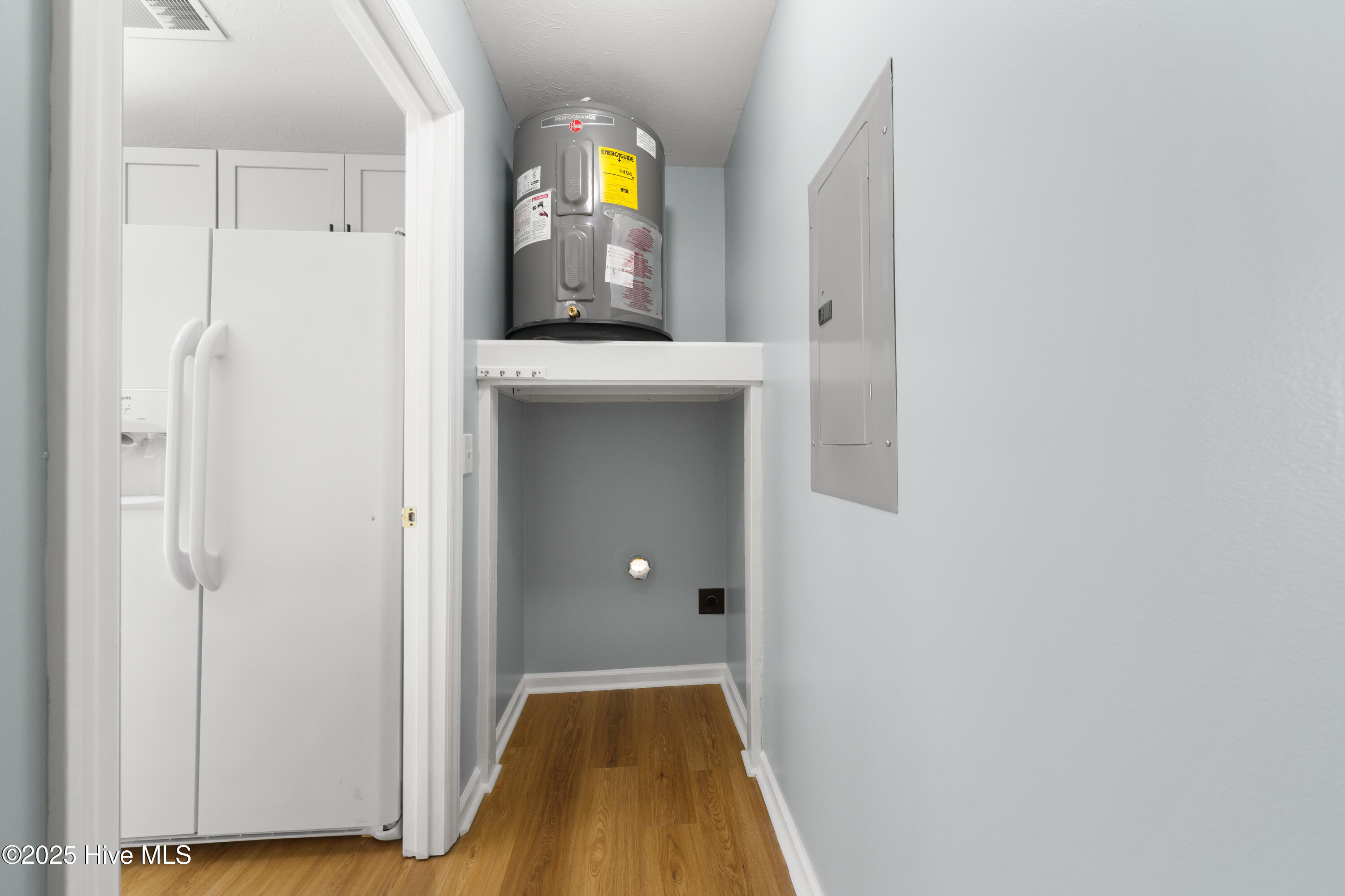 100531381 | Photo 11