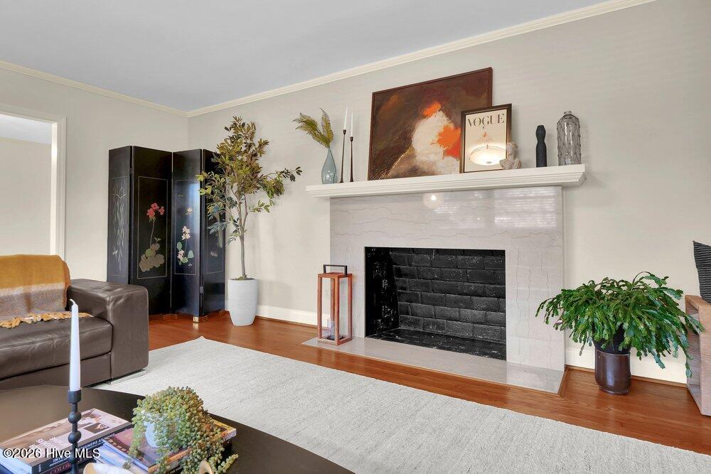 100522690 | Photo 12