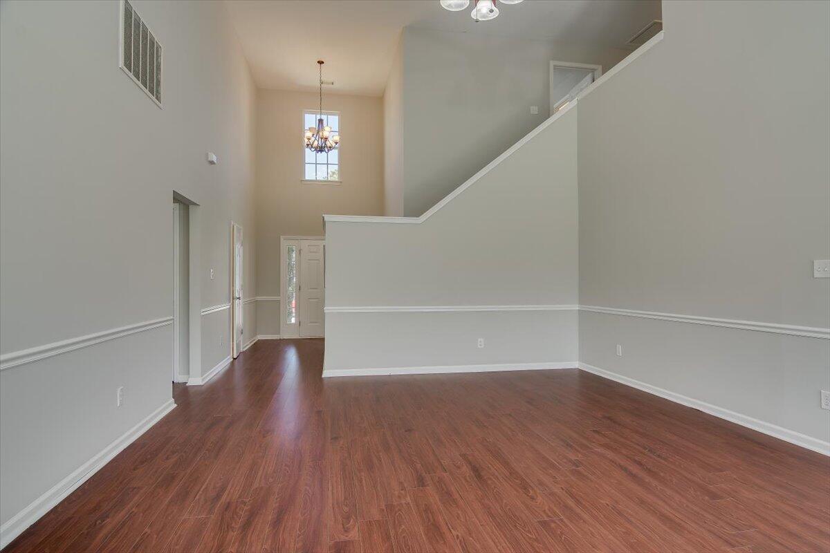 5043 Reynolds Way