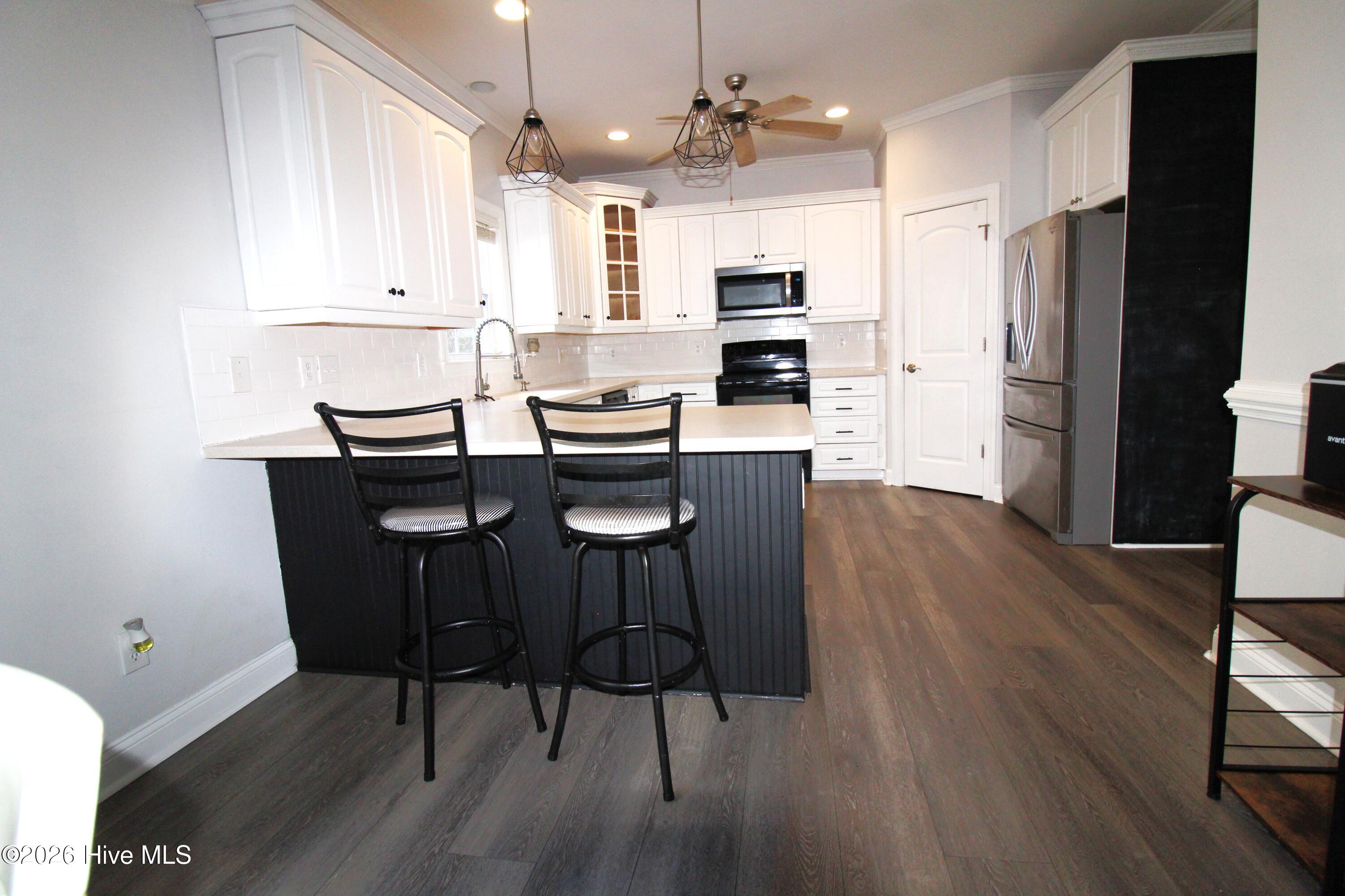 100538724 | Photo 16