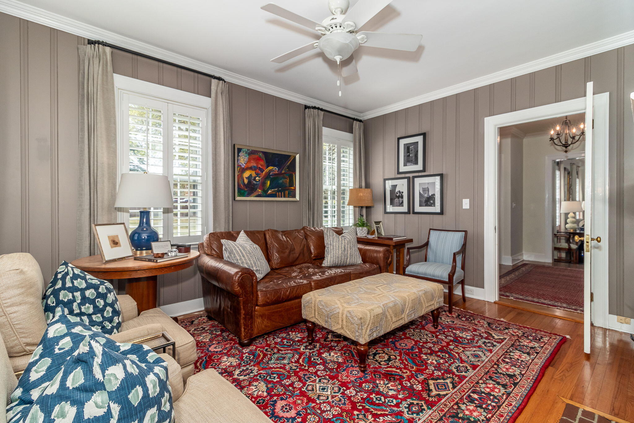 23-web-or-mls-2421 WALTON WAY ©--6