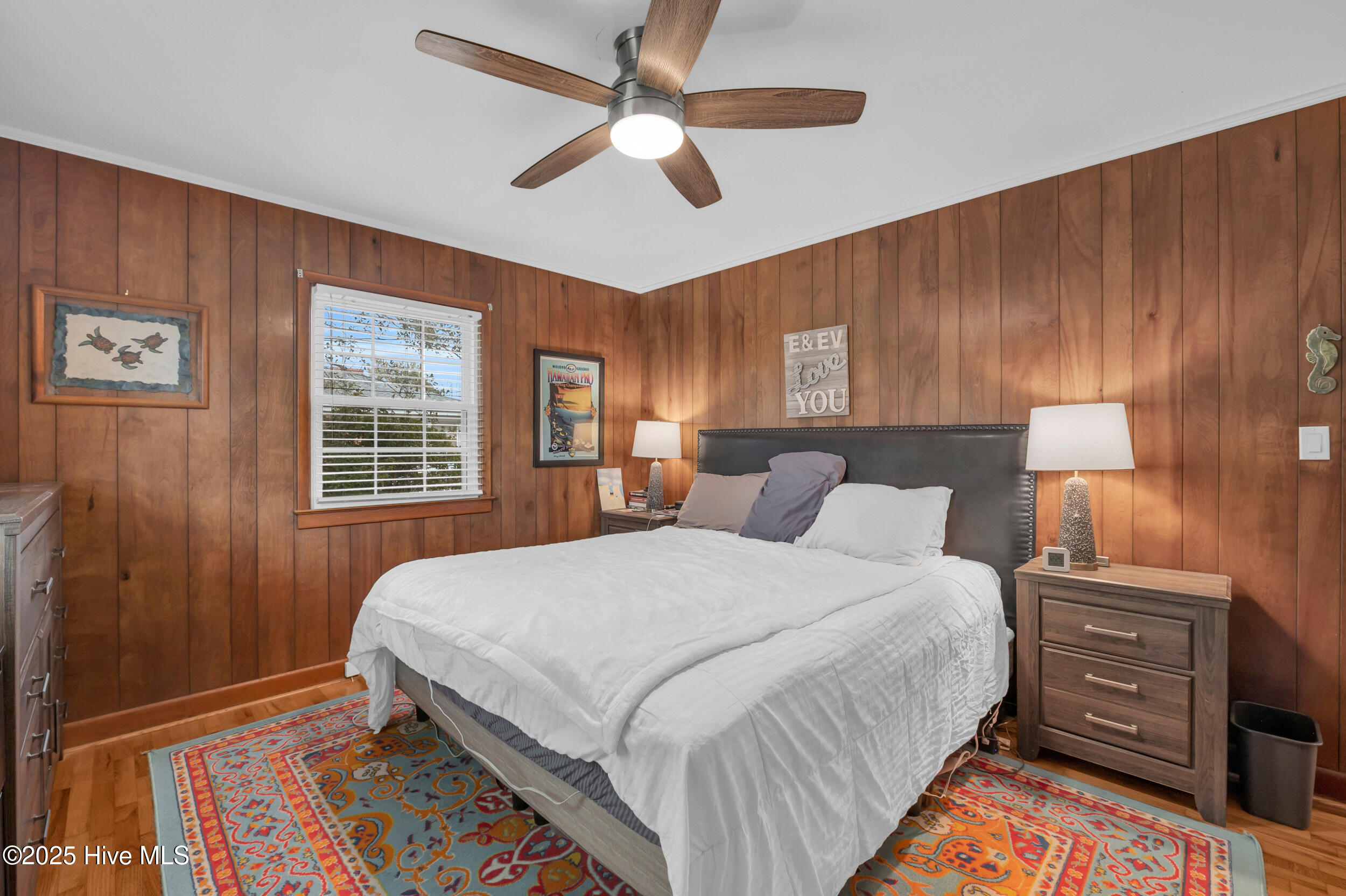 100562736 | Photo 18