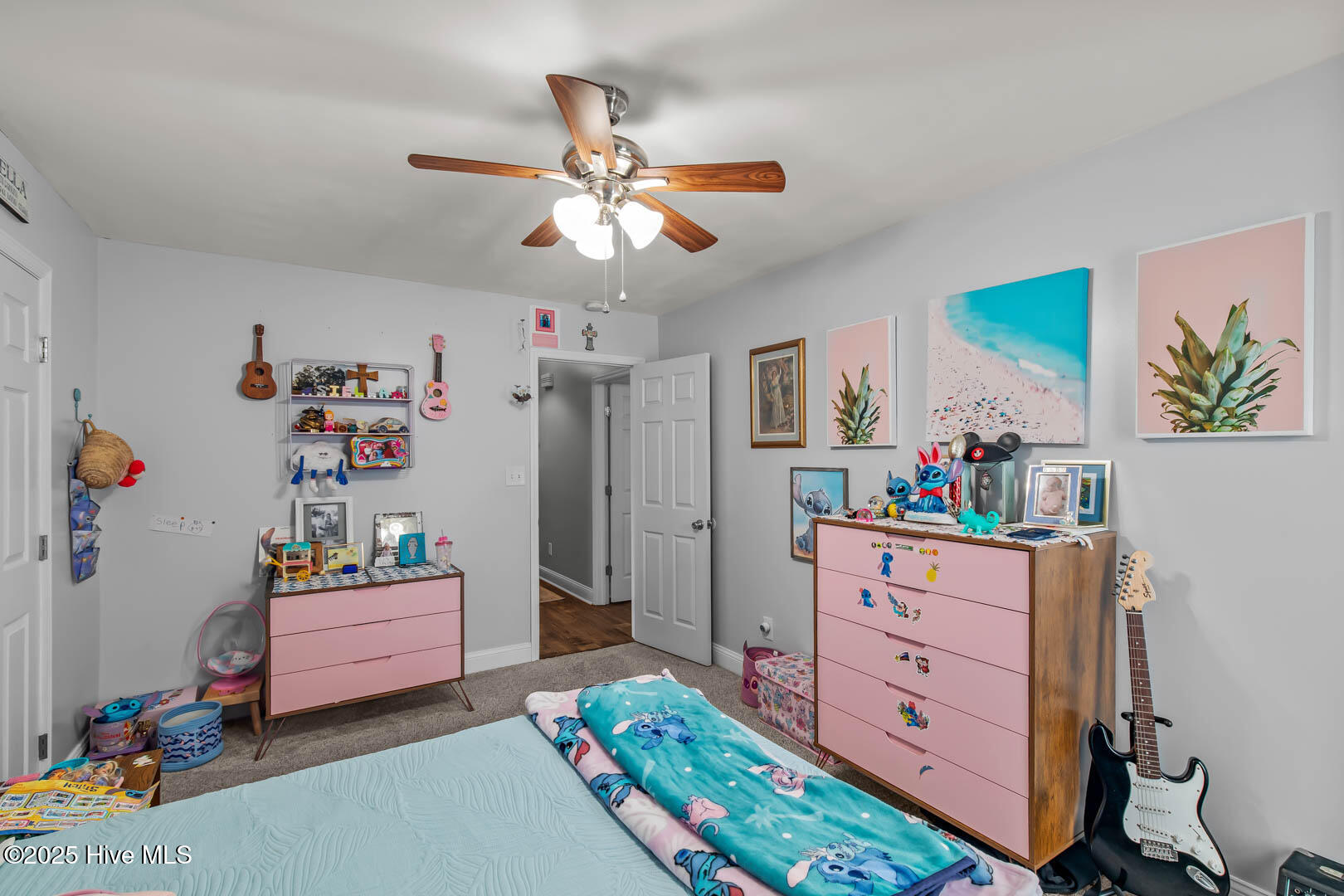 100510785 | Photo 40