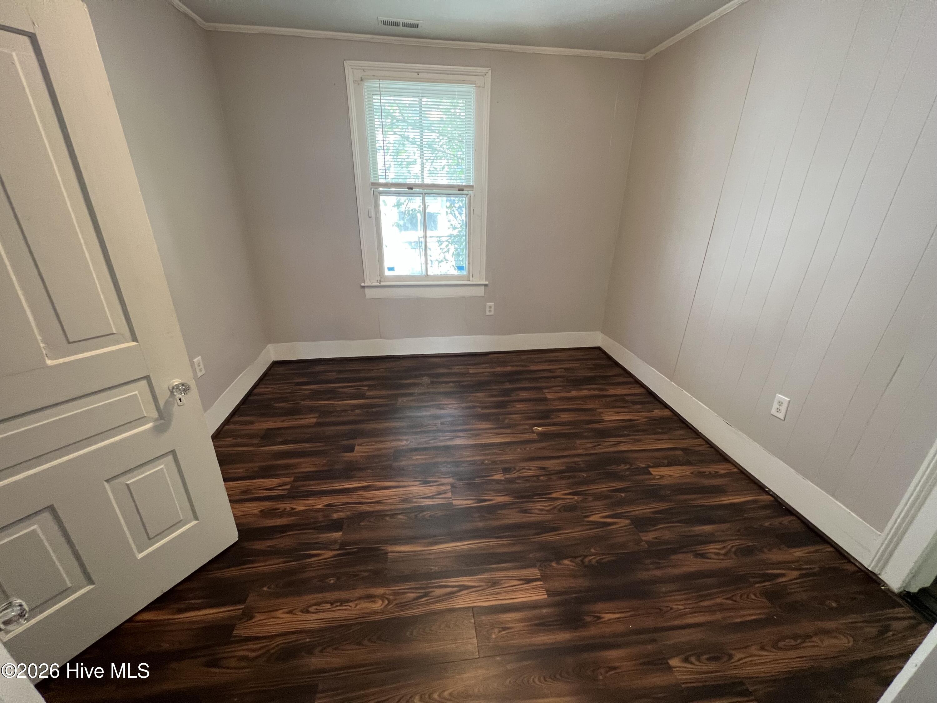 100554862 | Photo 10