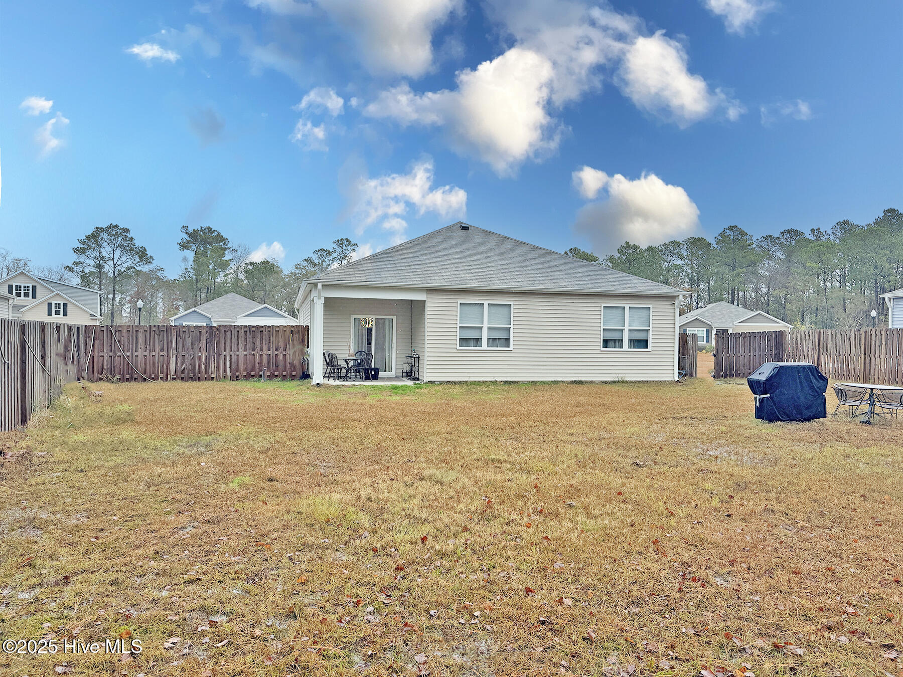 100544374 | Photo 36