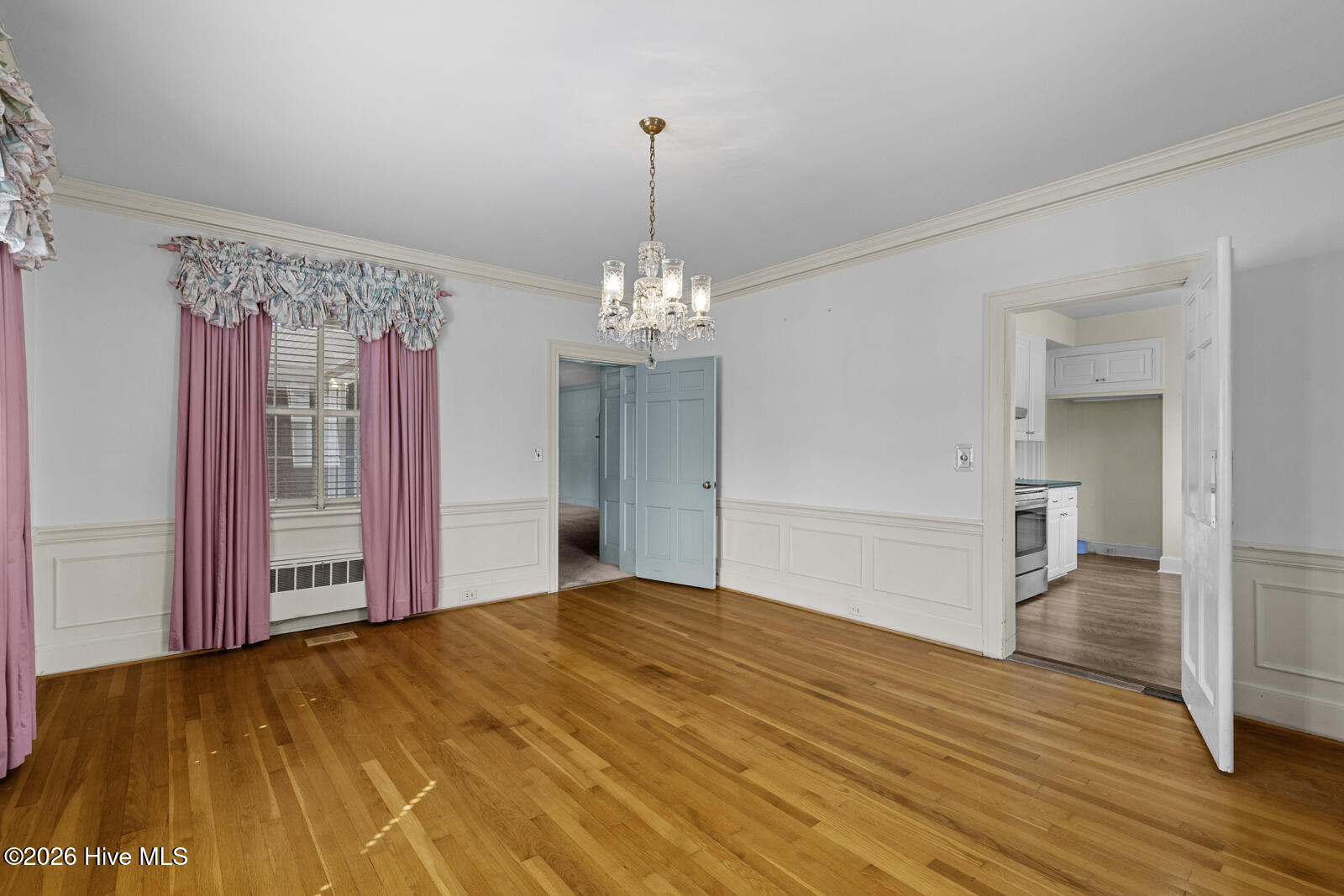 100557416 | Photo 18