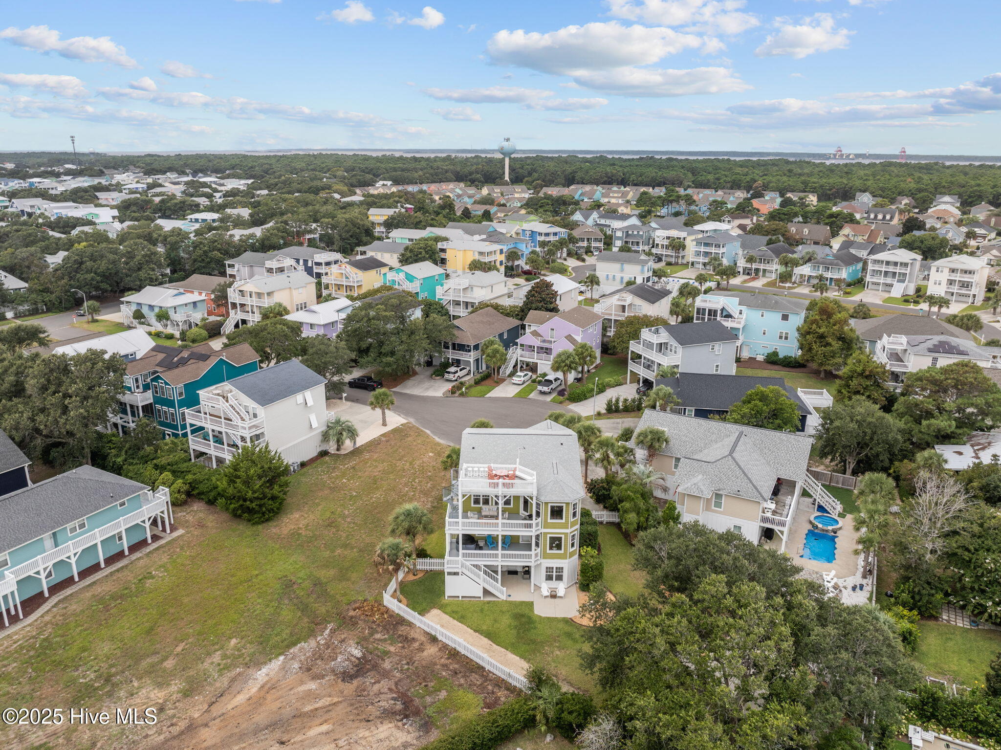 100528762 | Photo 86