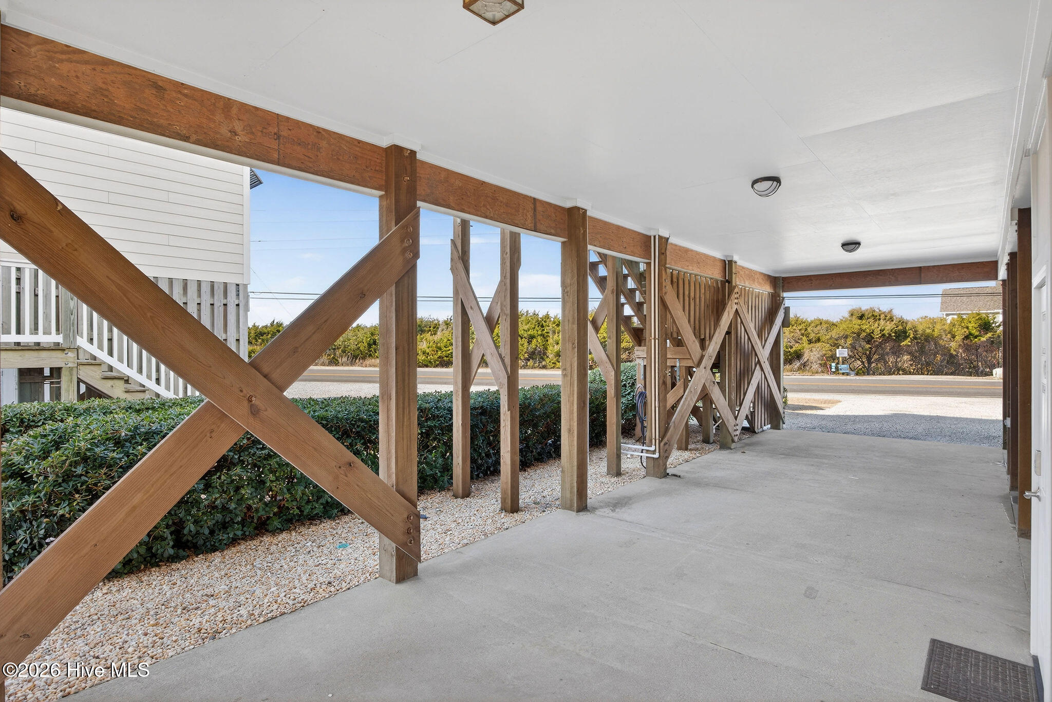 100552371 | Photo 39