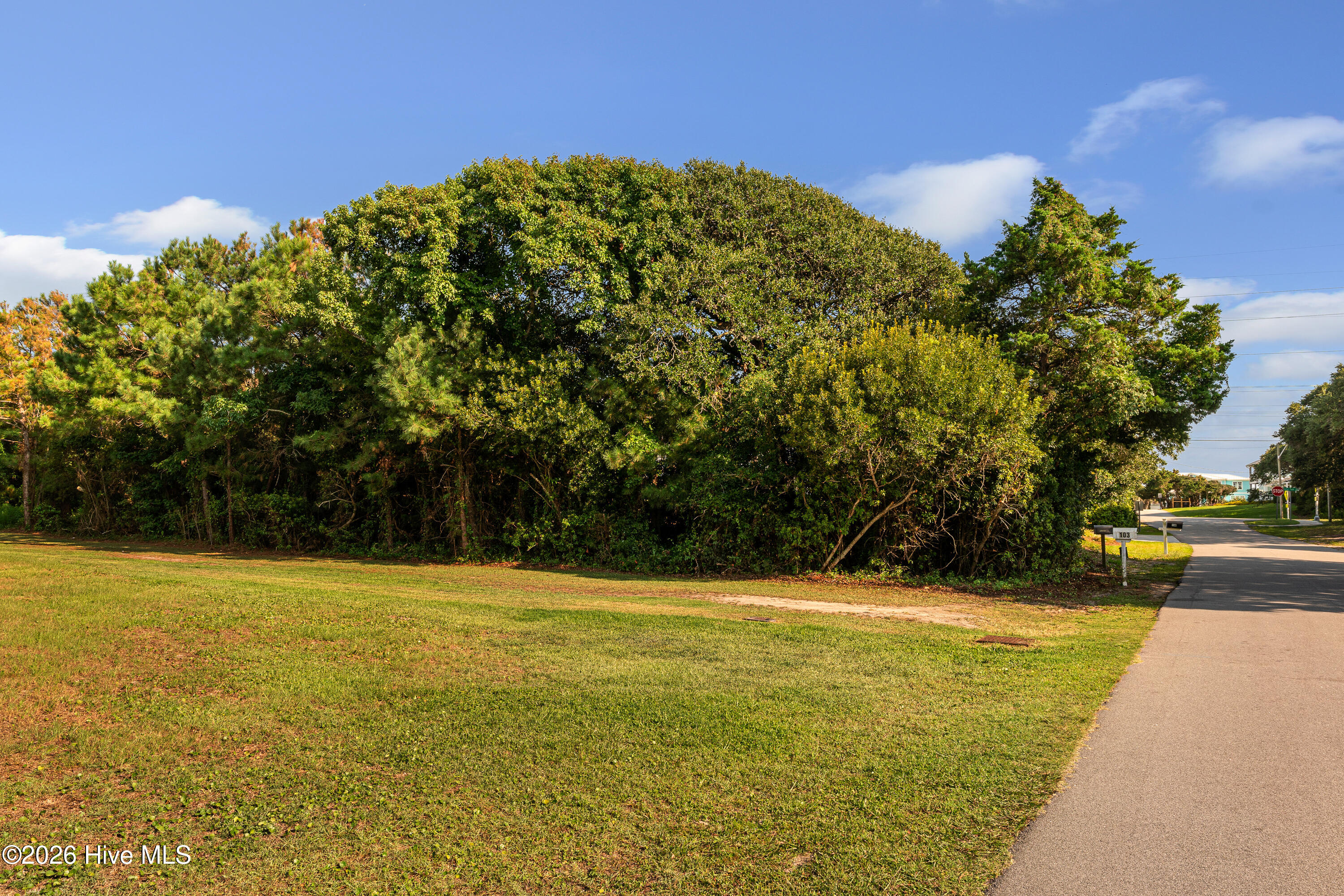 104 Juniper Road,Pine Knoll Shores