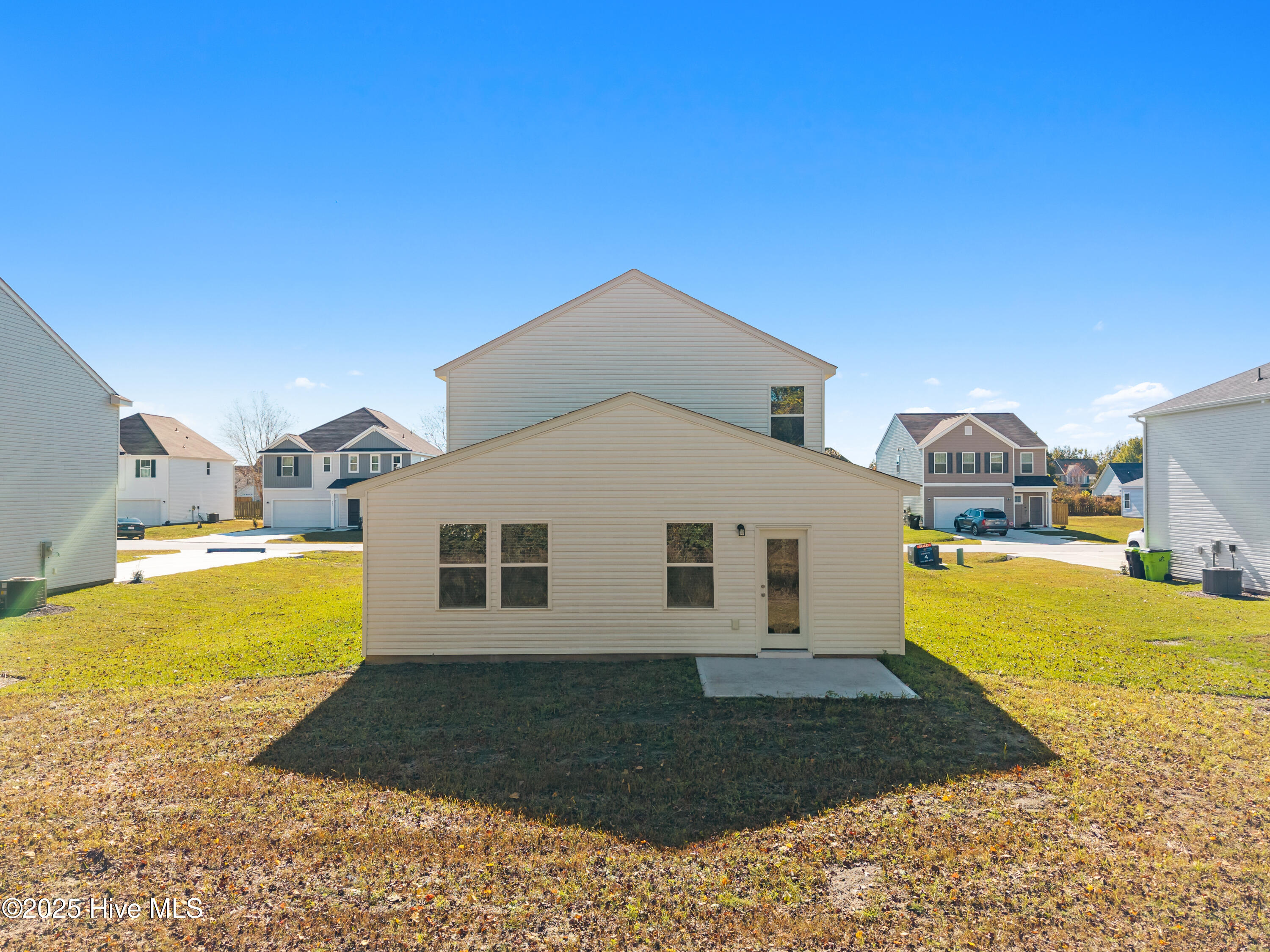 508 Sandy Hollow Drive, Jacksonville, NC 28540 – photo 9: WIL-Sandy Hollow Dr-Givens-508 Sandy Hol