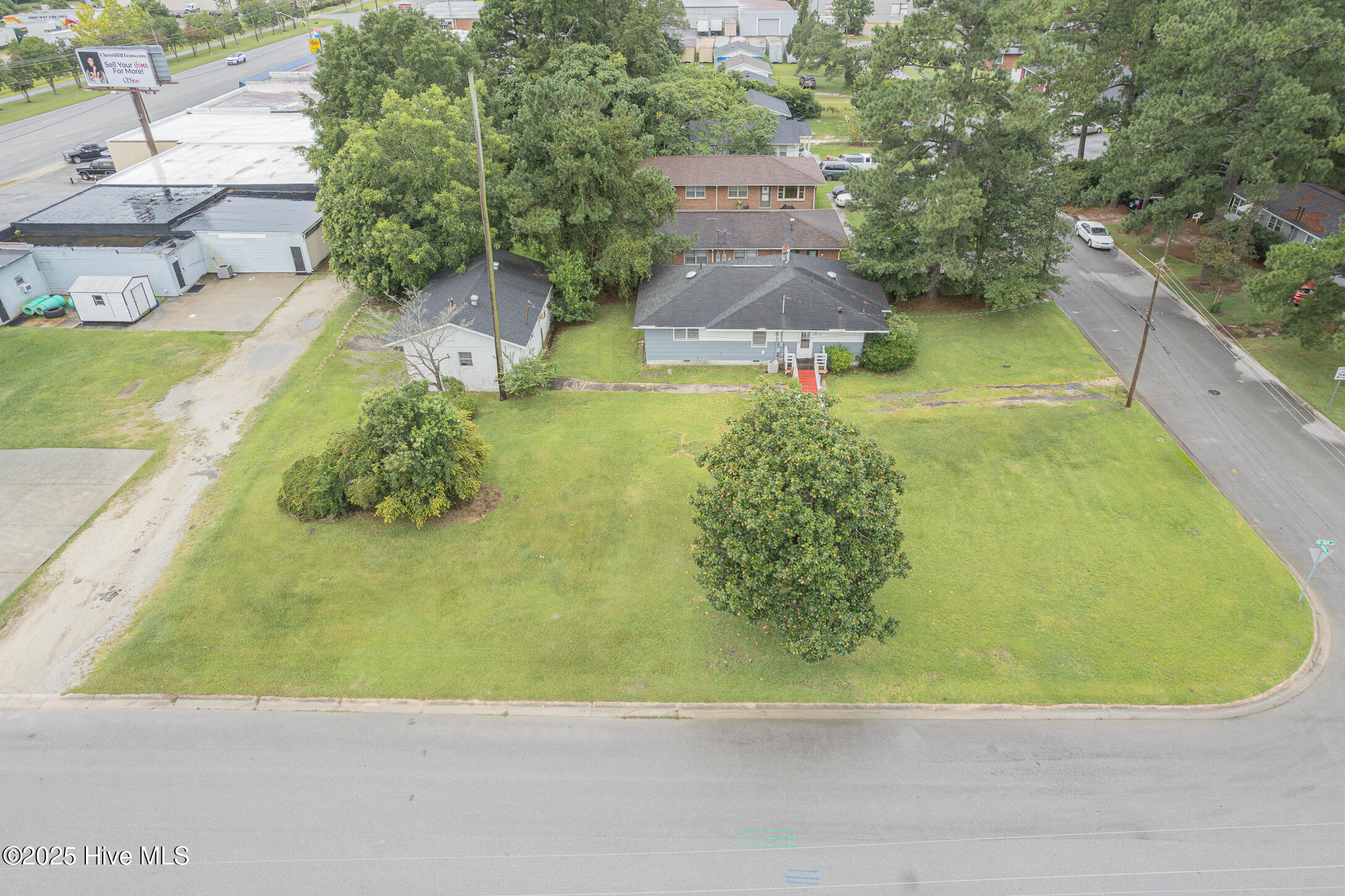 100523491 | Photo 44