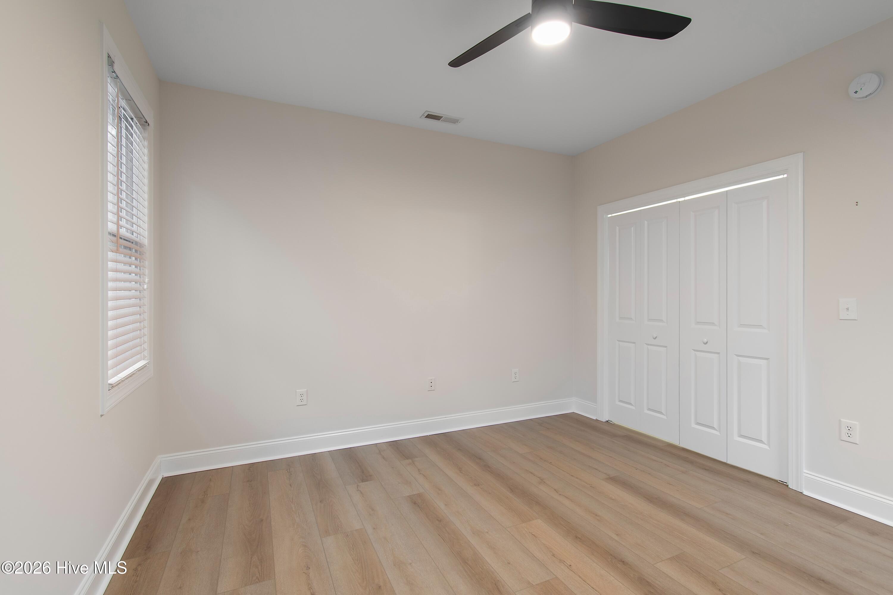 100553178 | Photo 19