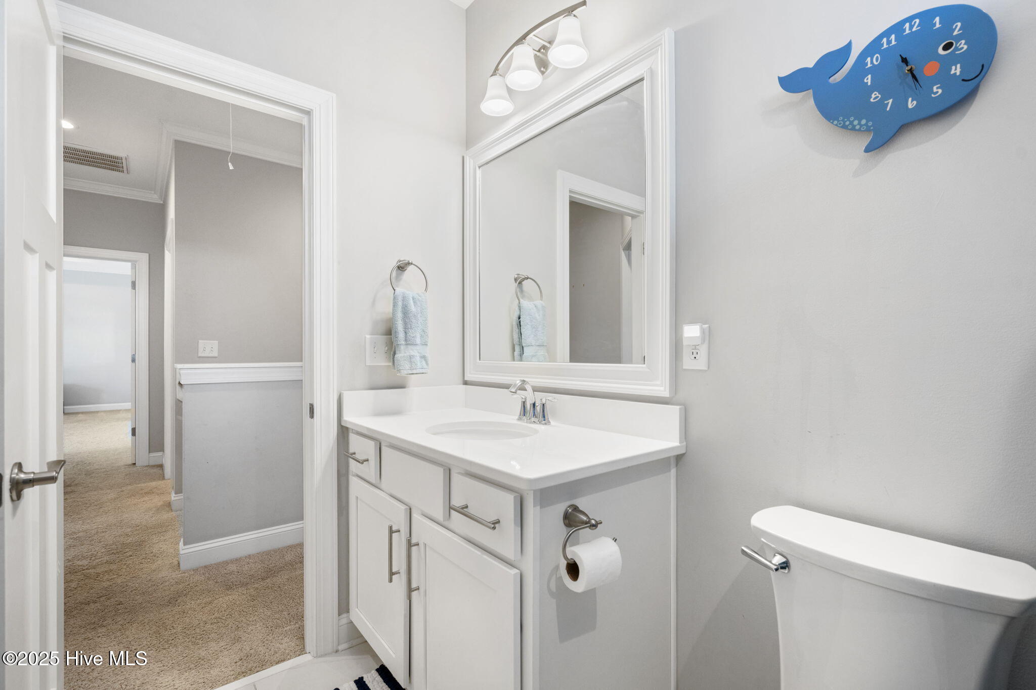 100538351 | Photo 43