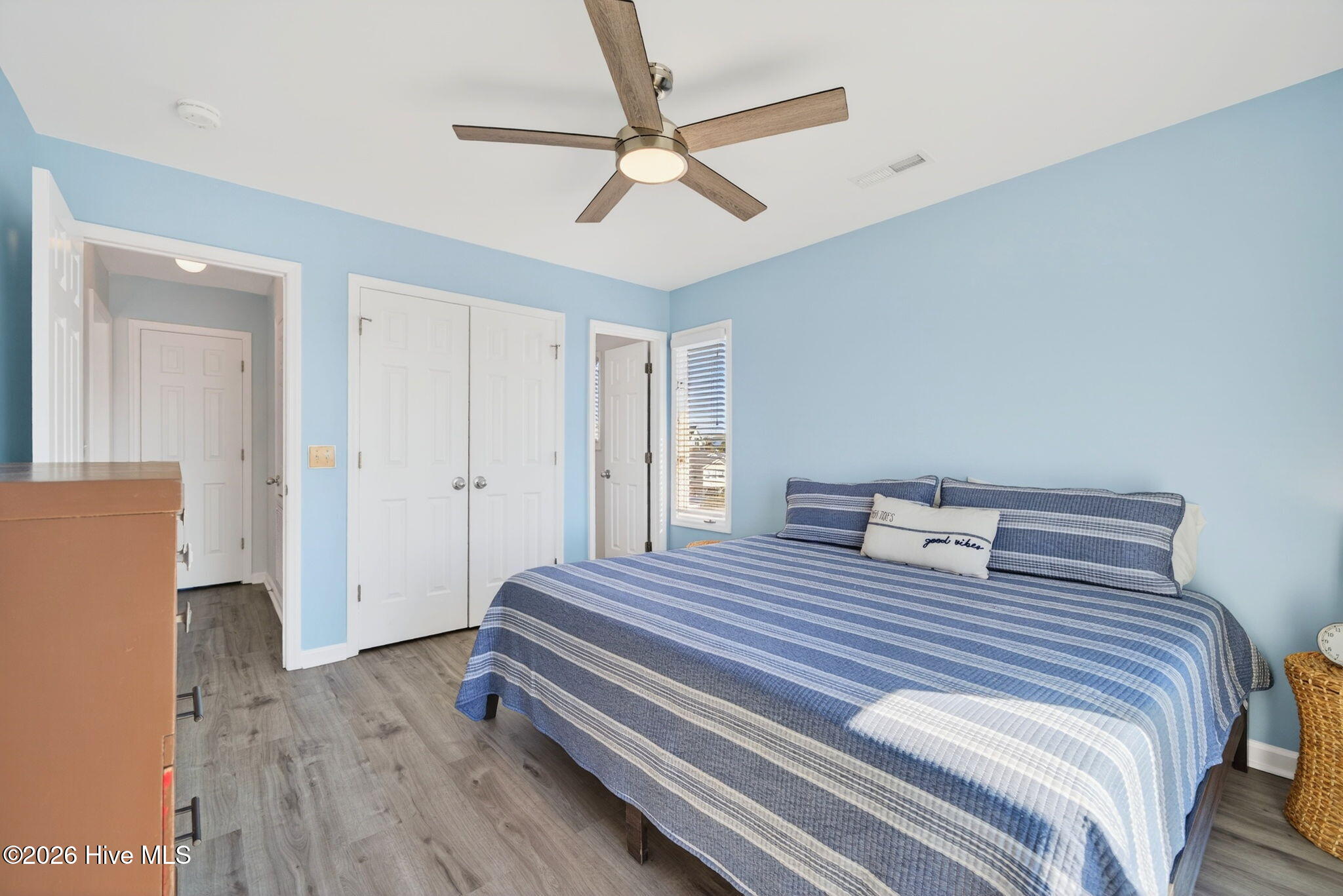 100556711 | Photo 40