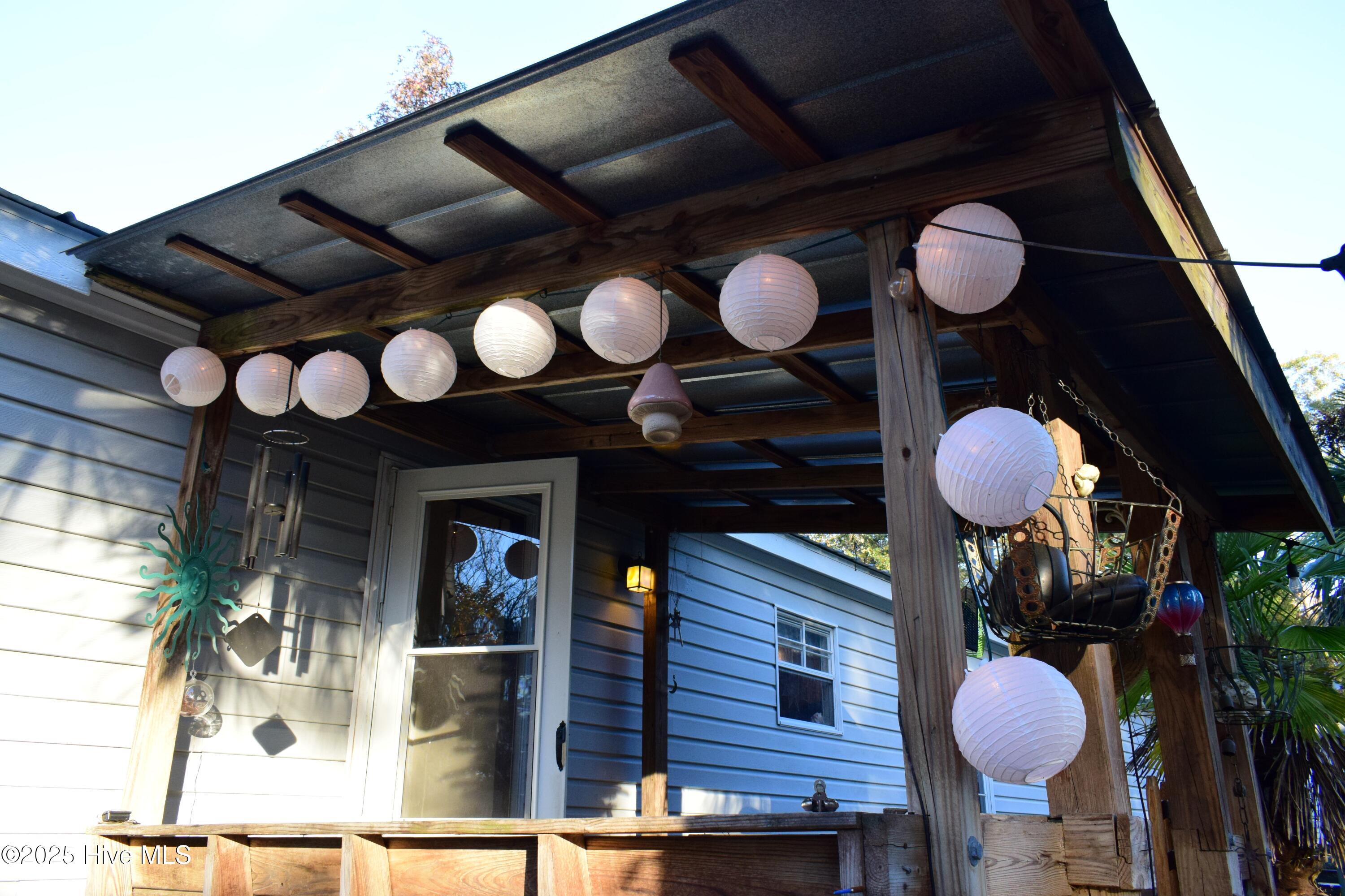 100543289 | Photo 43