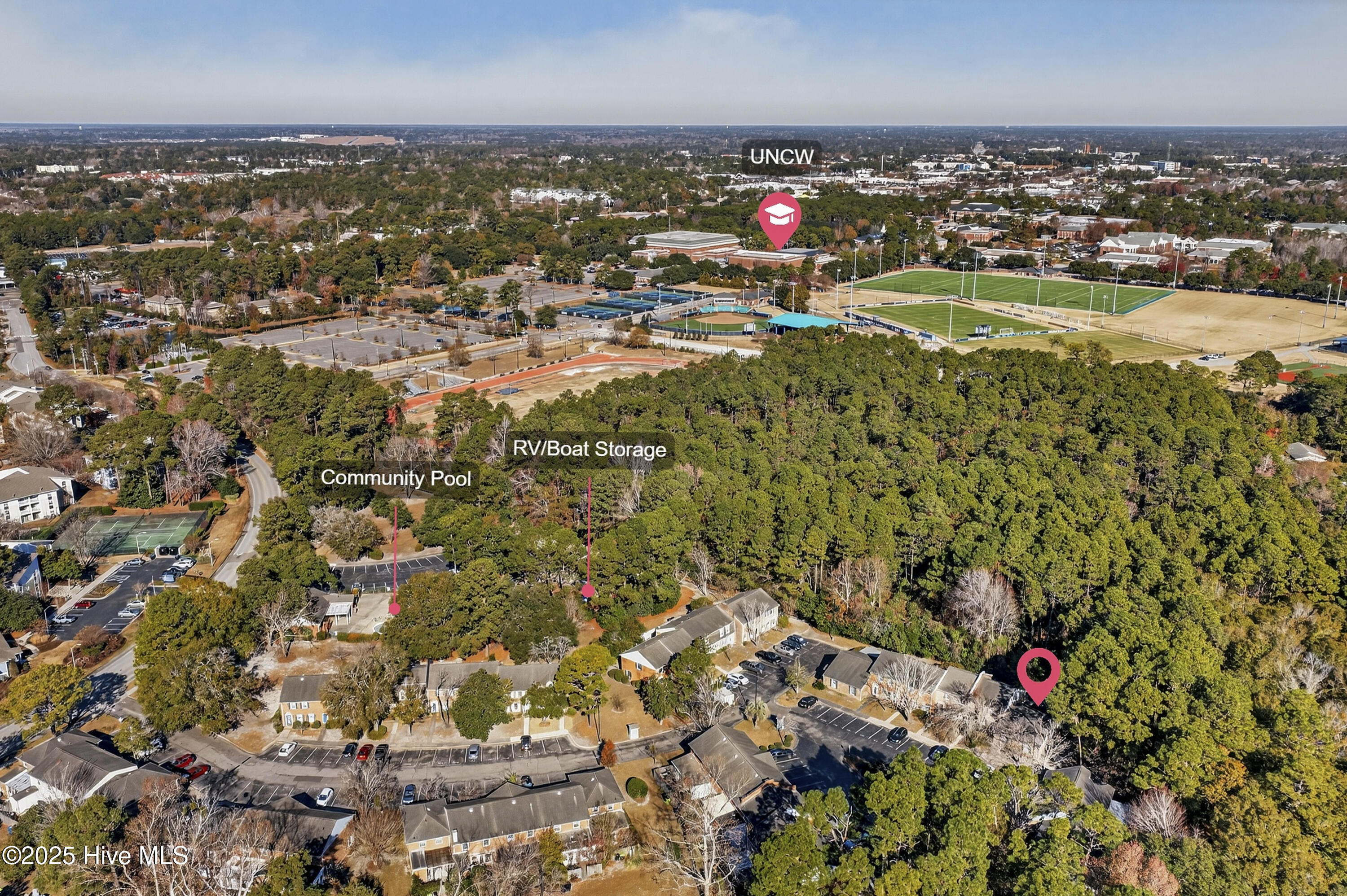 100546761 | Photo 23