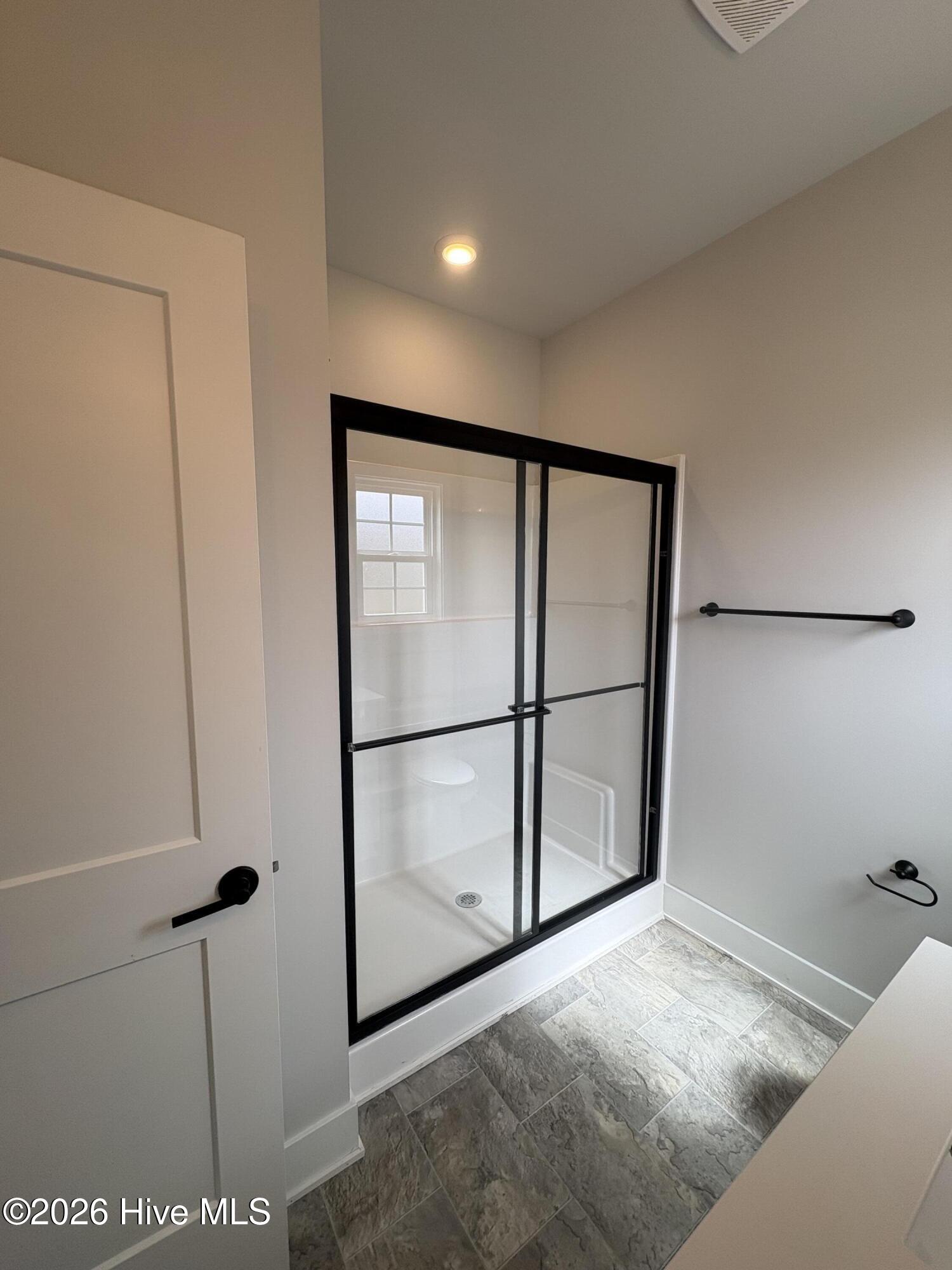 100546267 | Photo 14