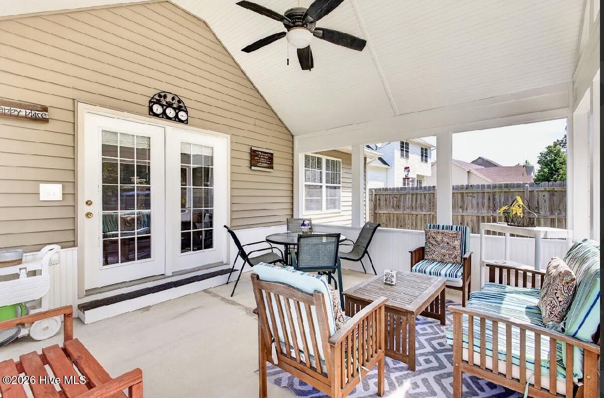 100567713 | Photo 20