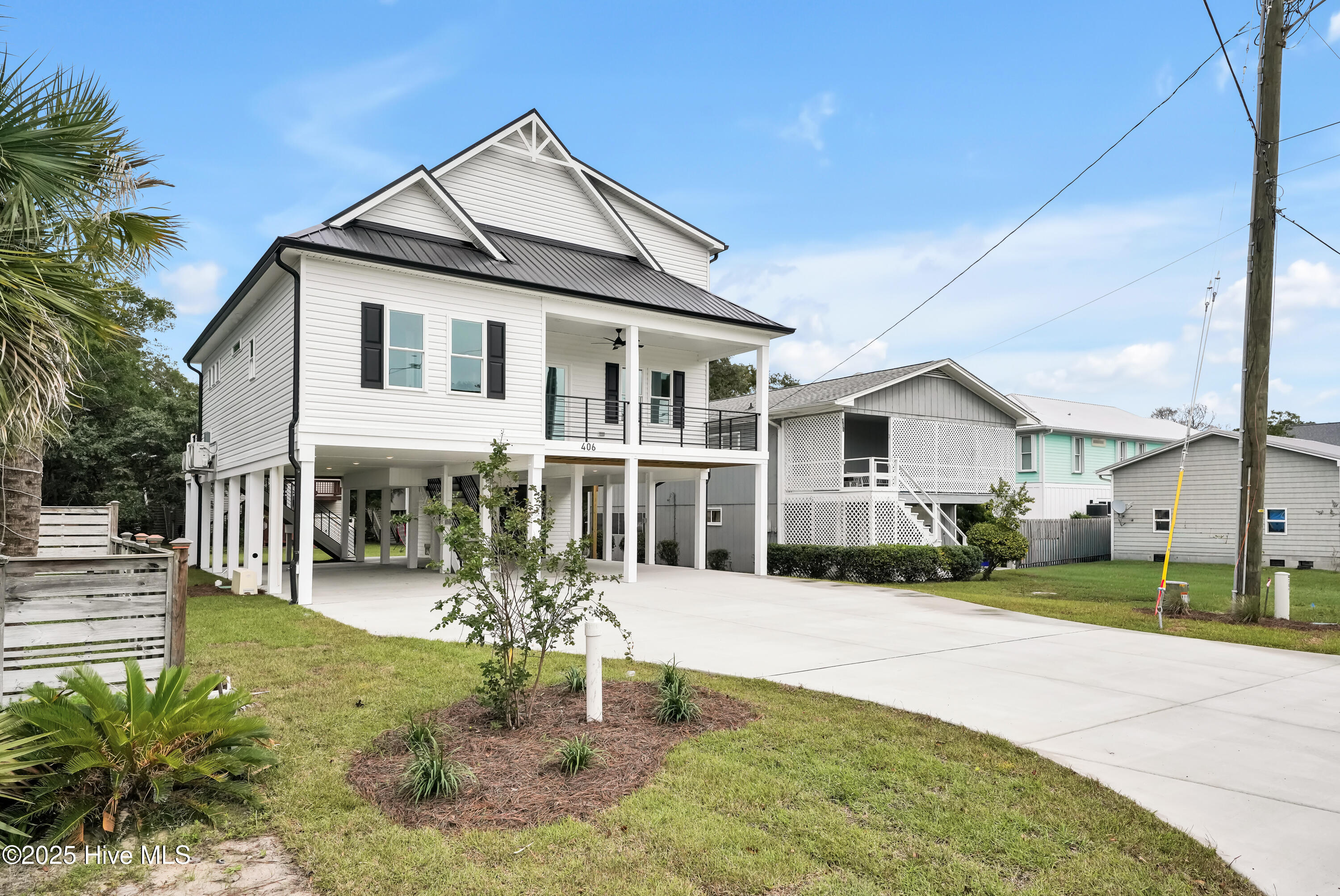 406 Birmingham Avenue, Carolina Beach, NC 28428 – photo 3: 406BirminghamAvenue-2