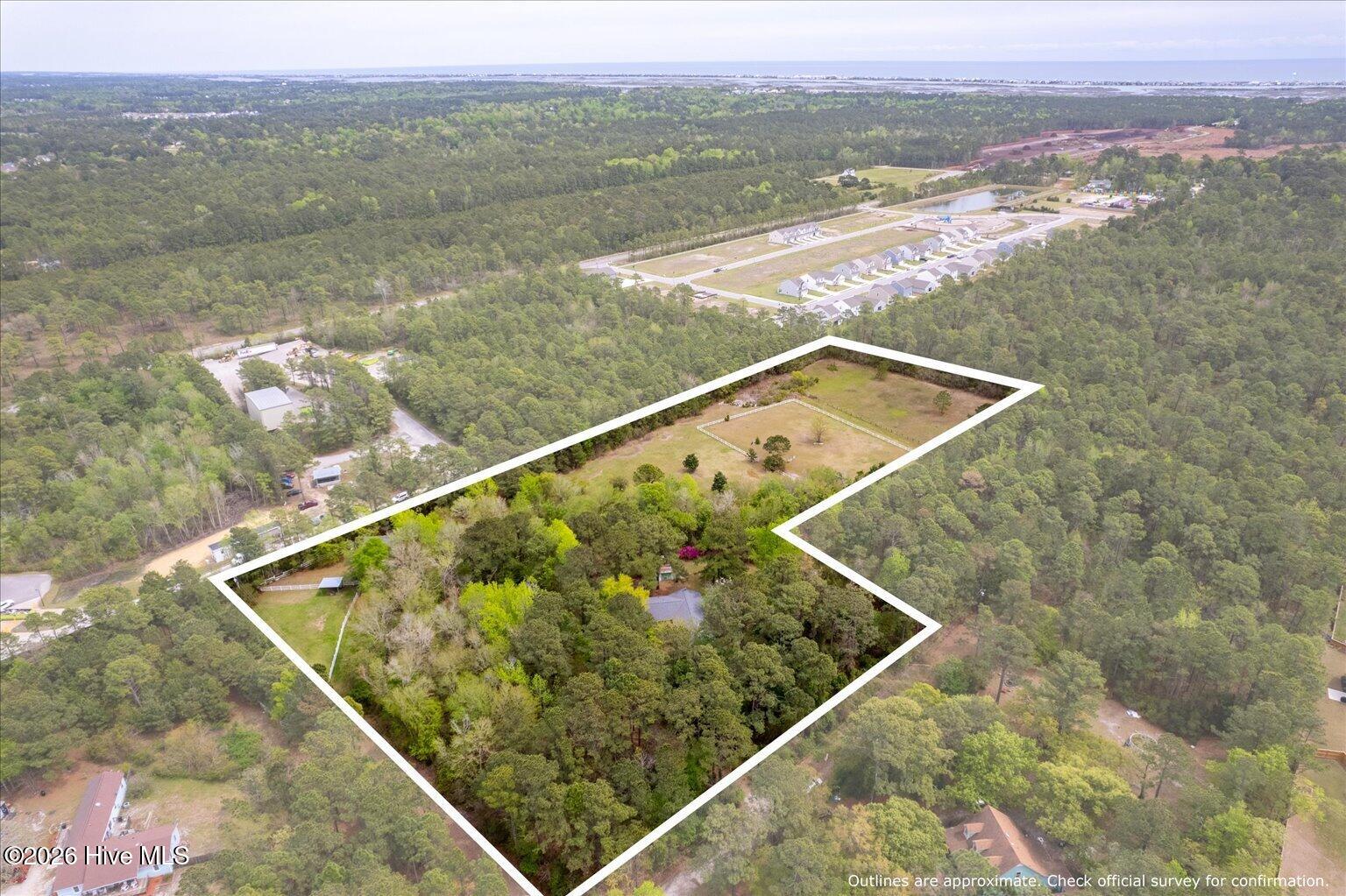 100566631 | Photo 12