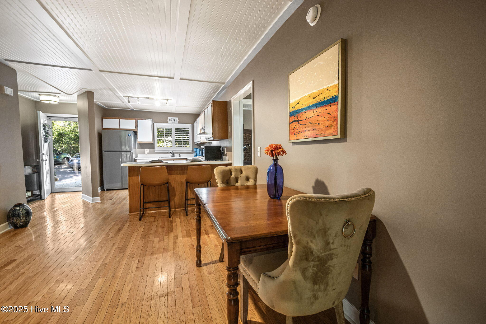 410 Forest Park Road 102, Wilmington, NC 28409 – photo 15: 14-web-or-mls-dining kitchen