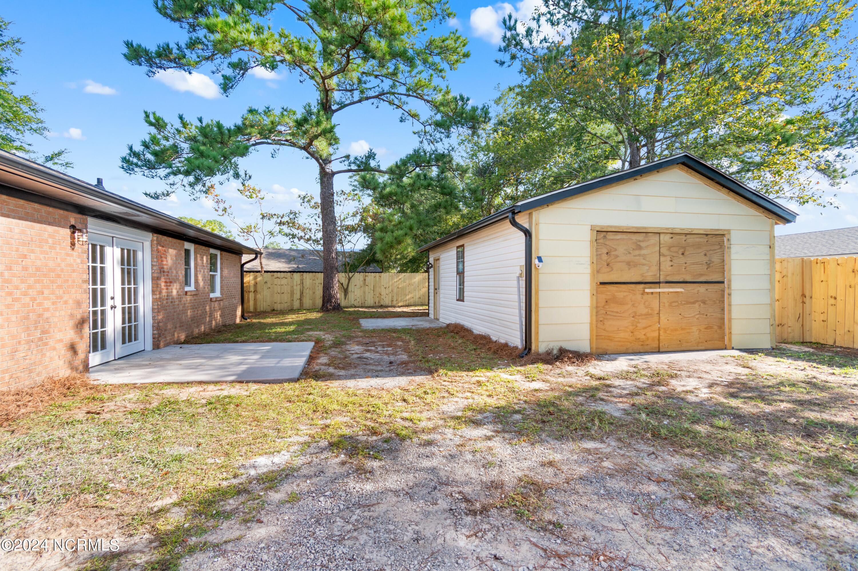 100563573 | Photo 12