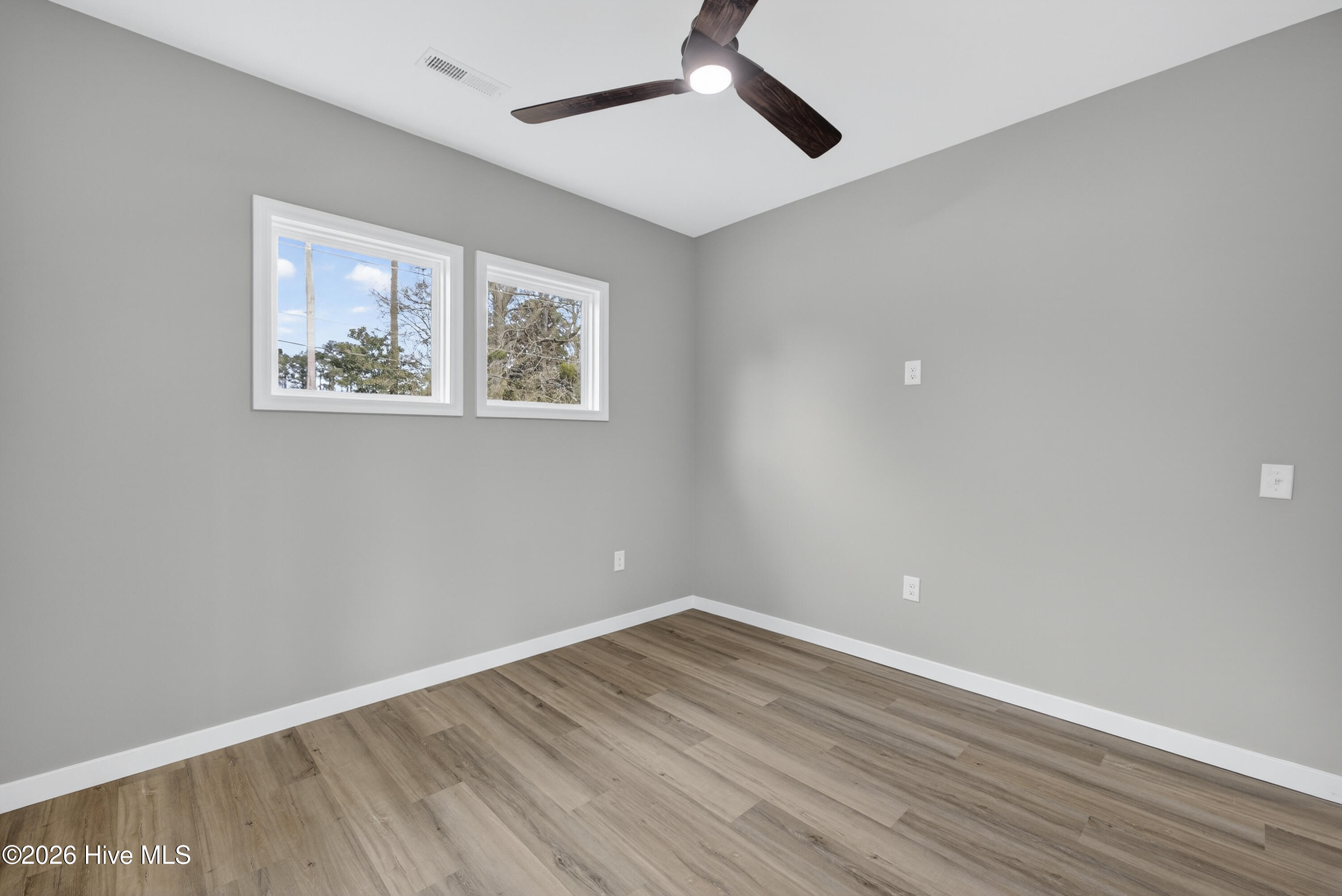 100548681 | Photo 39