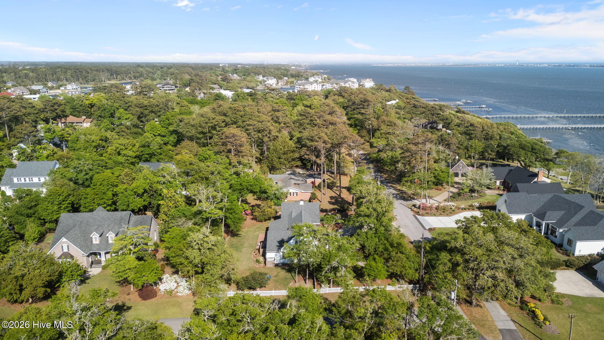 218 Lands End Road,Morehead City