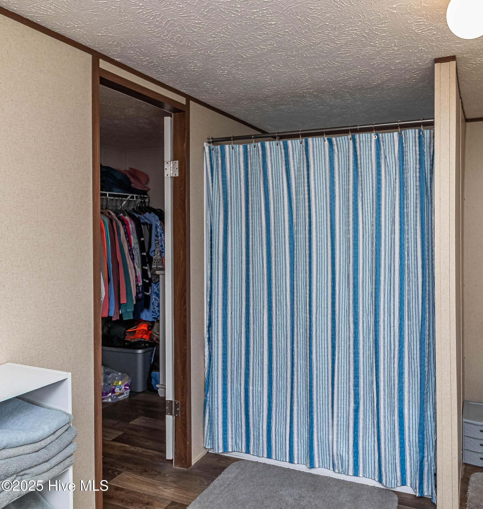 100532015 | Photo 20