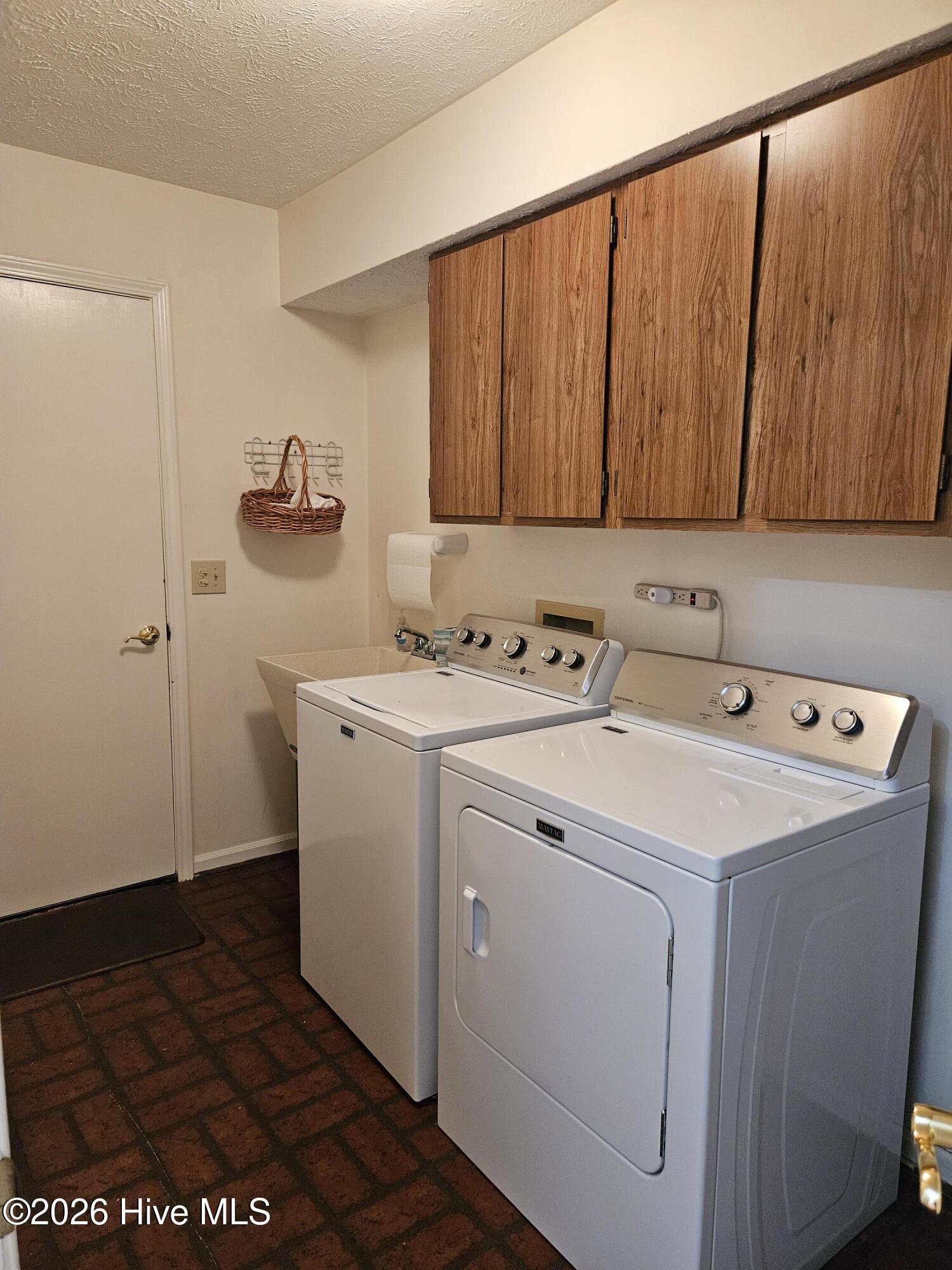 100547650 | Photo 33