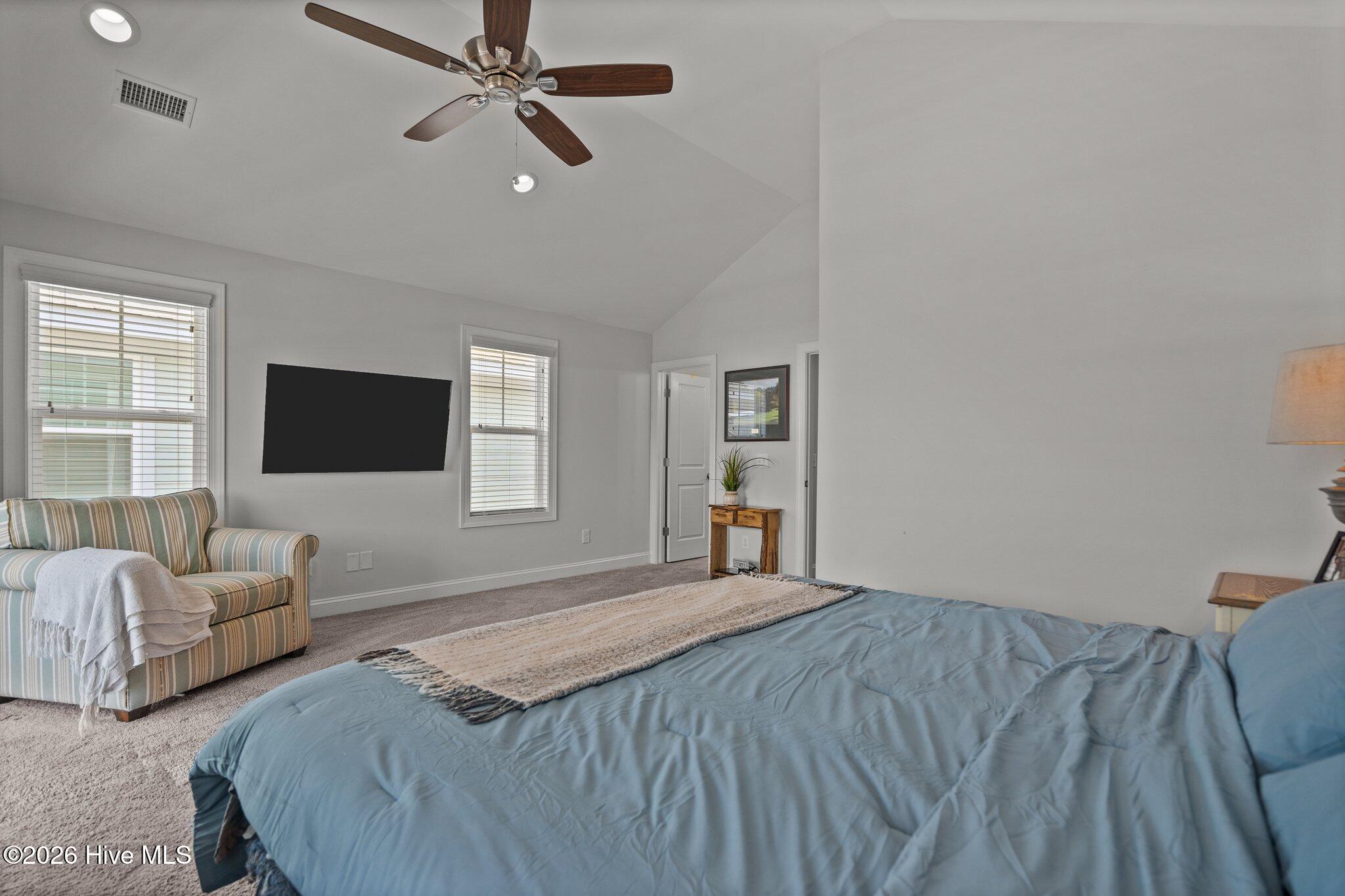 100554232 | Photo 16