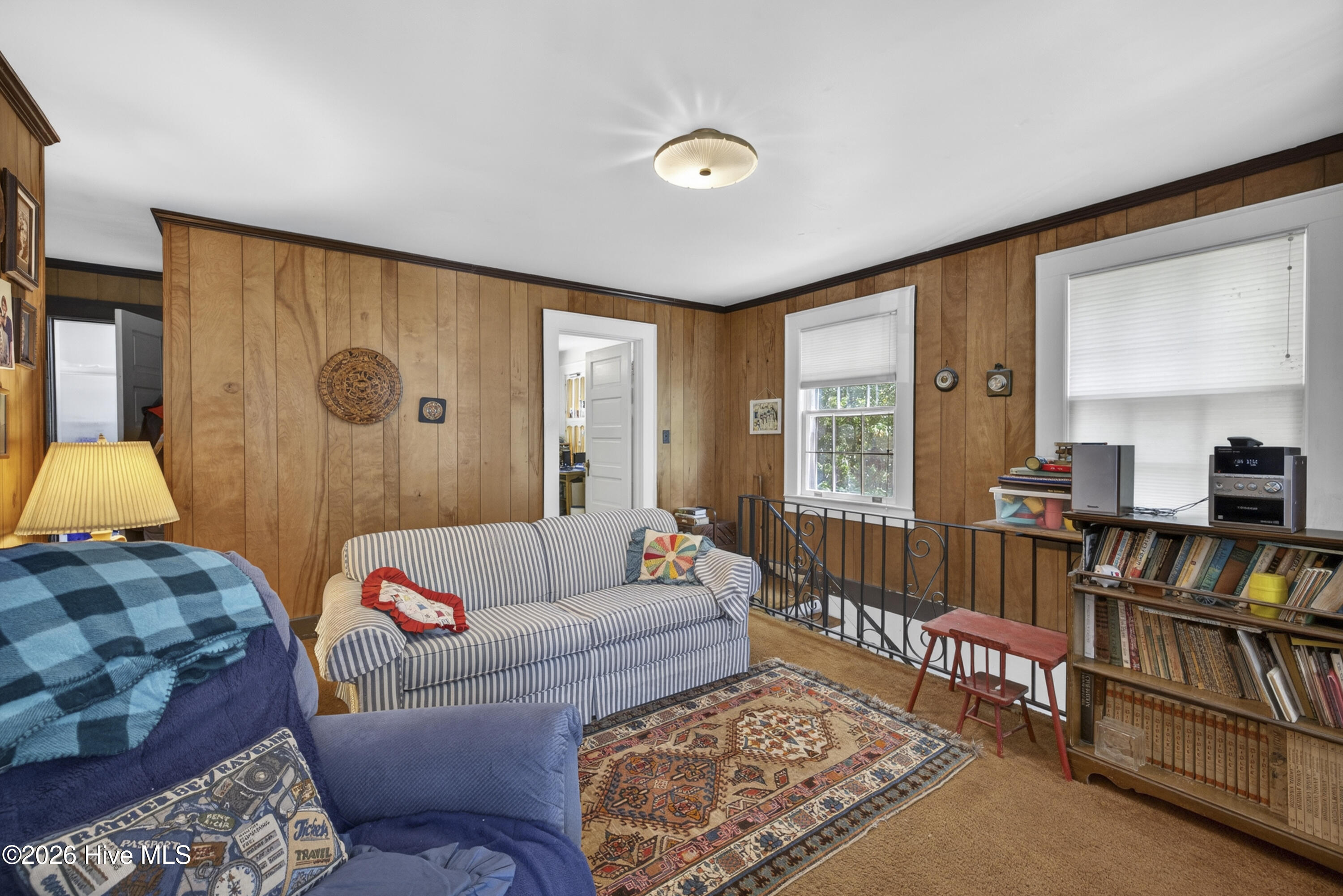 100569316 | Photo 29