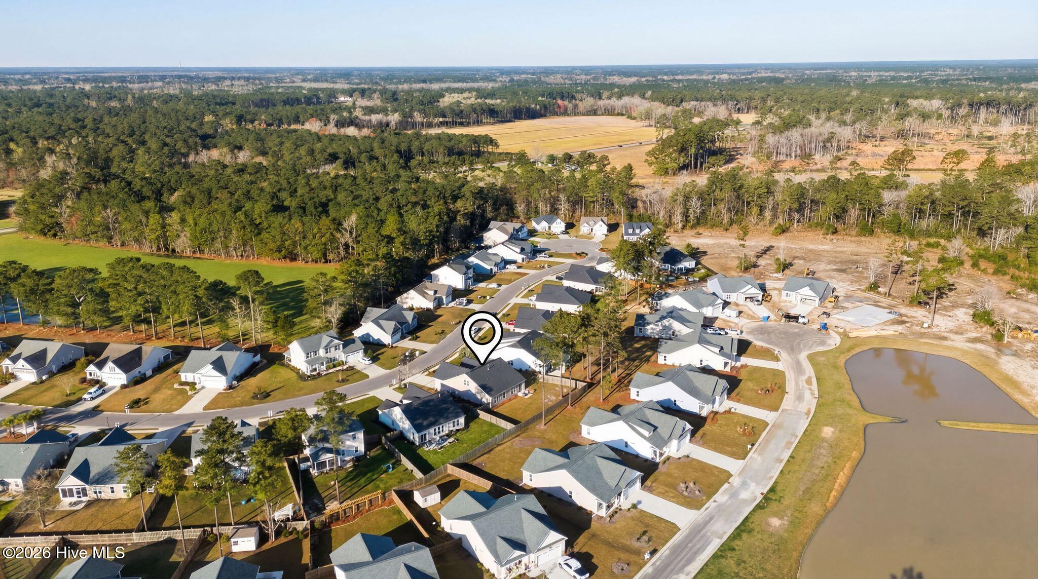 100563254 | Photo 72