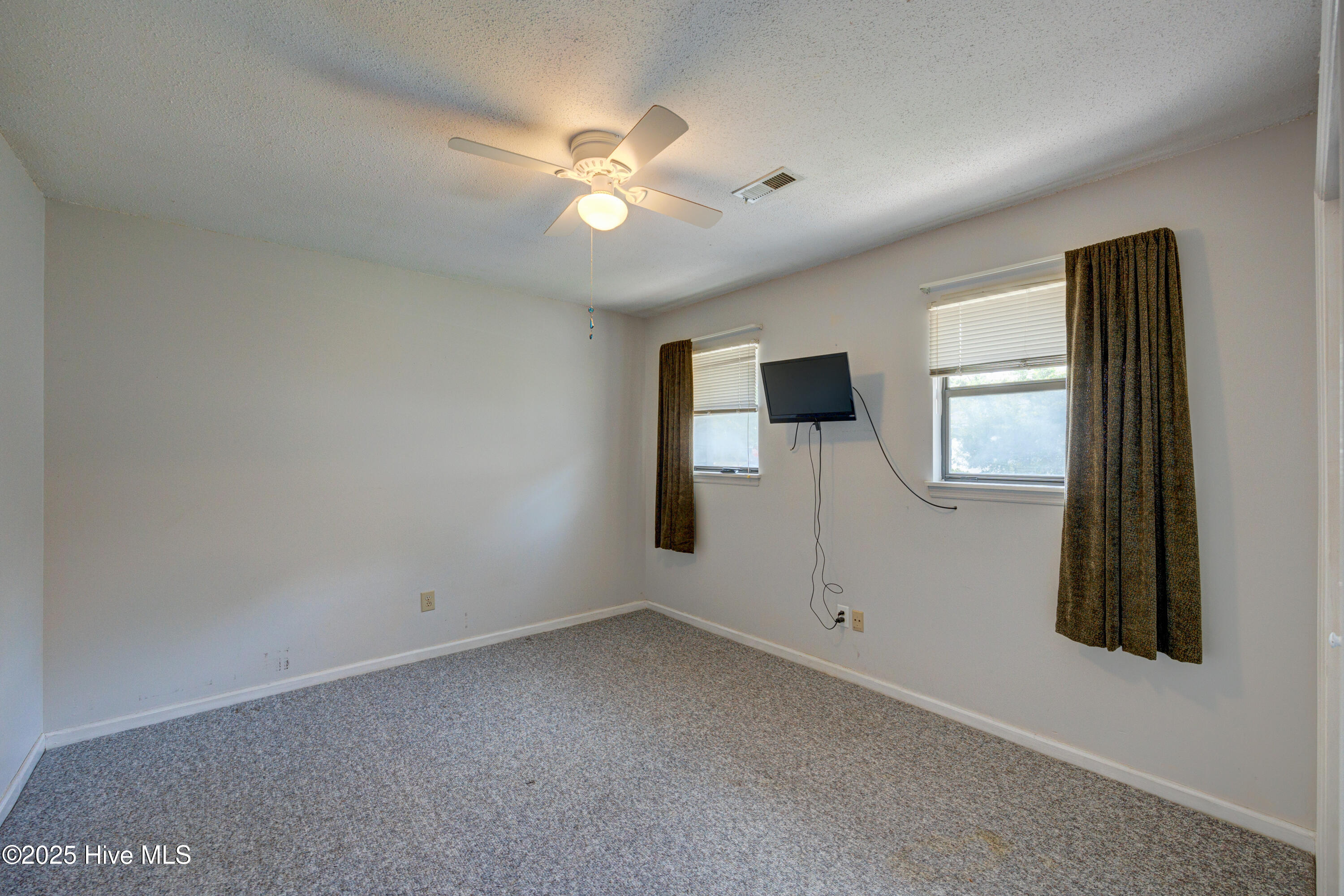 100524399 | Photo 27