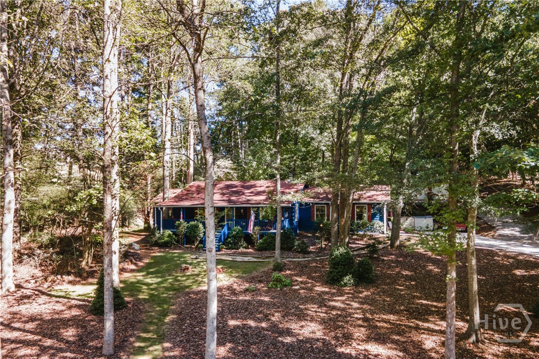 3383 Wolf Drive