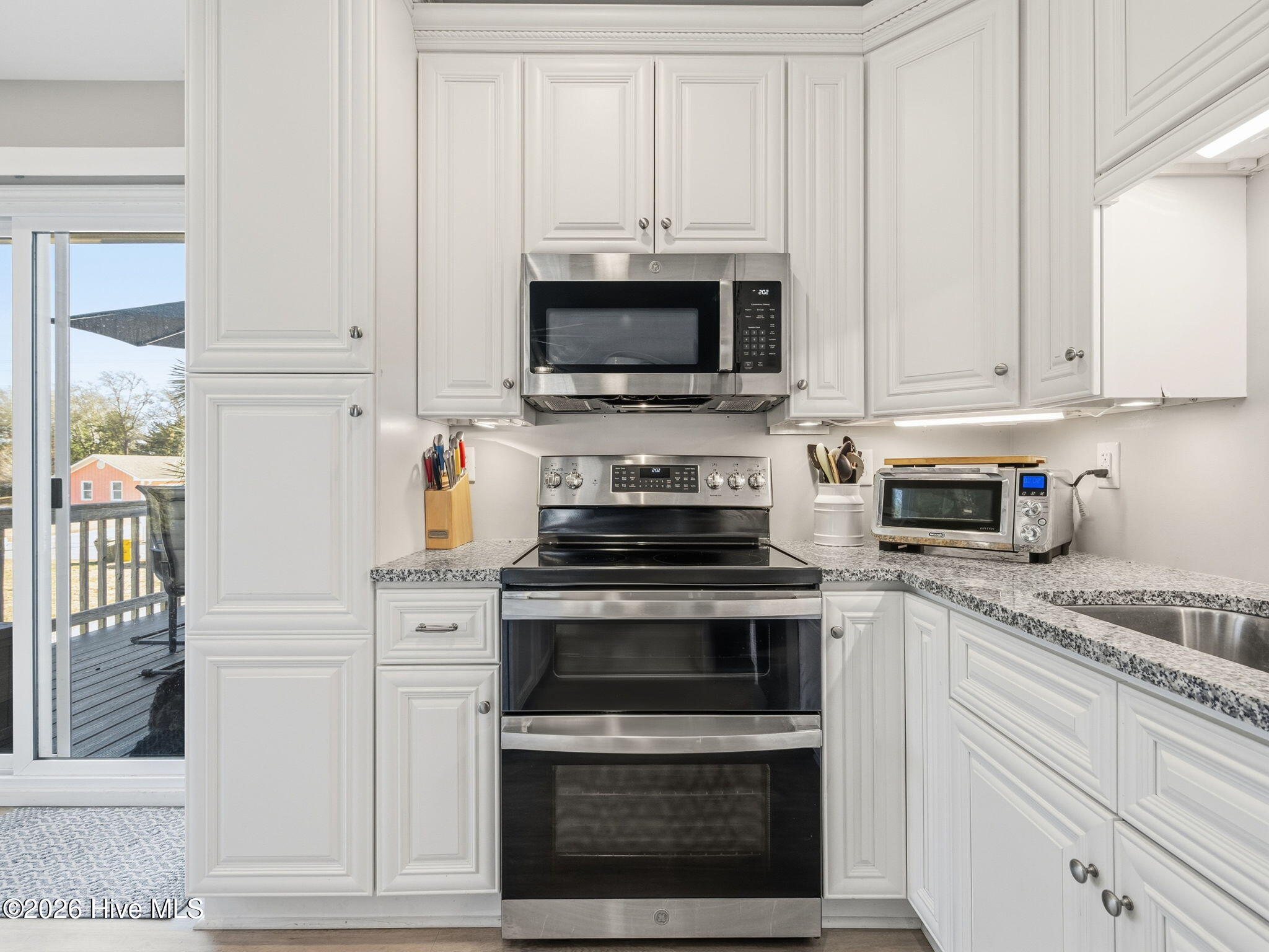 100556507 | Photo 21