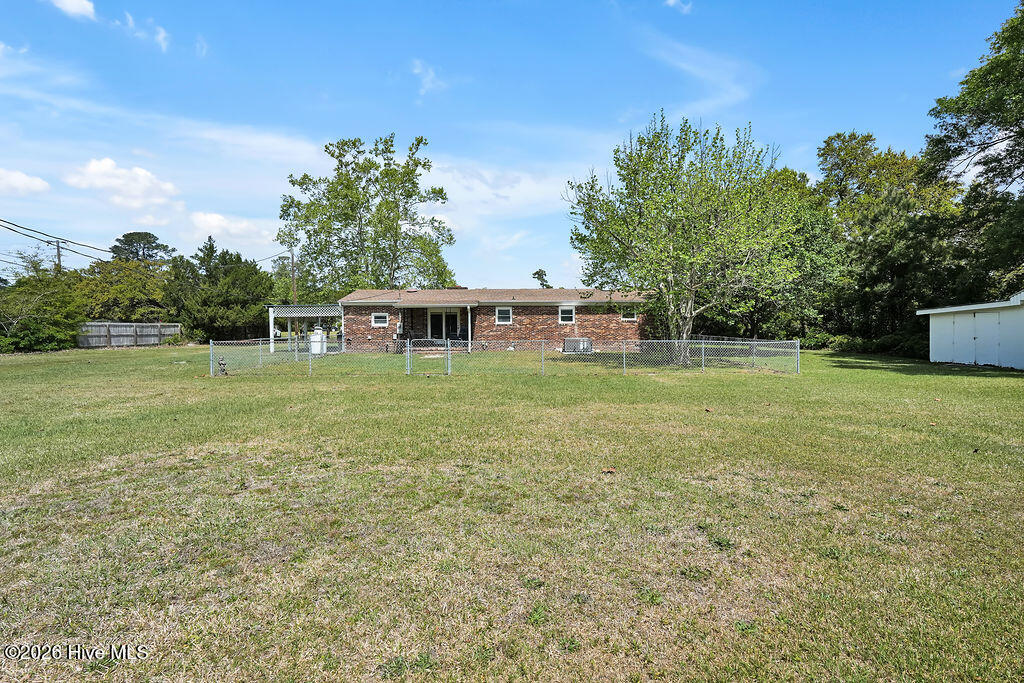 100567983 | Photo 27